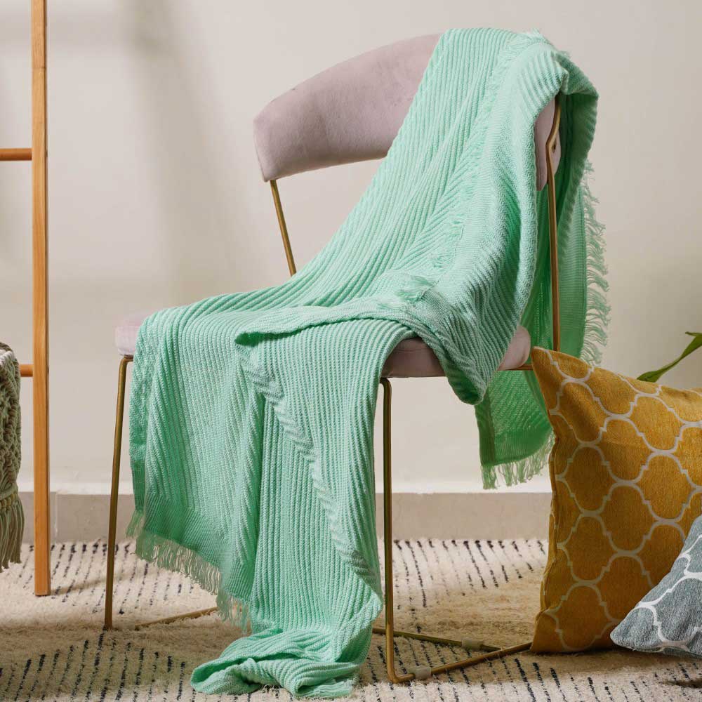 Frilled Mint Throw