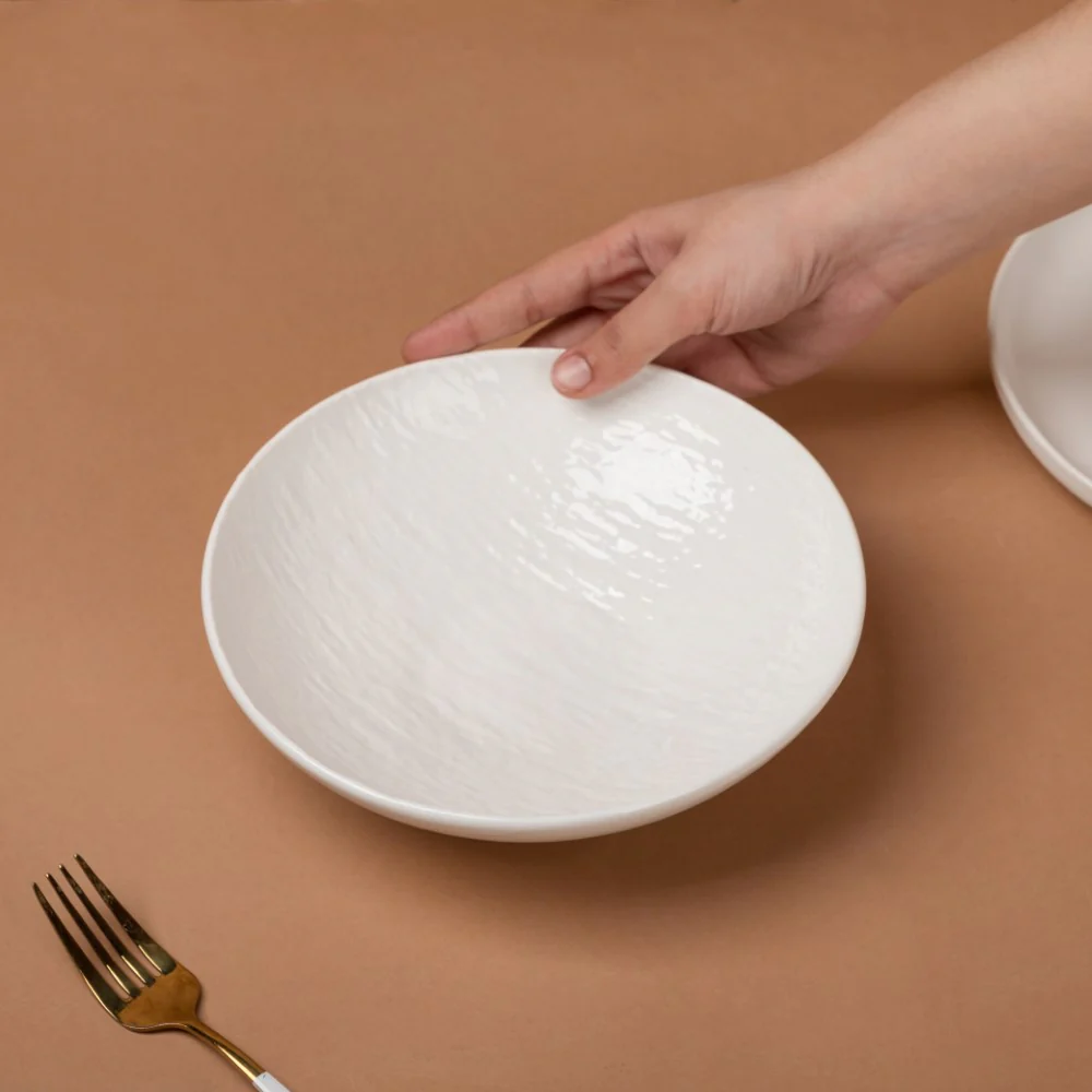 Frore Textured Ceramic Pasta Bowl White 500 ml - Image 2