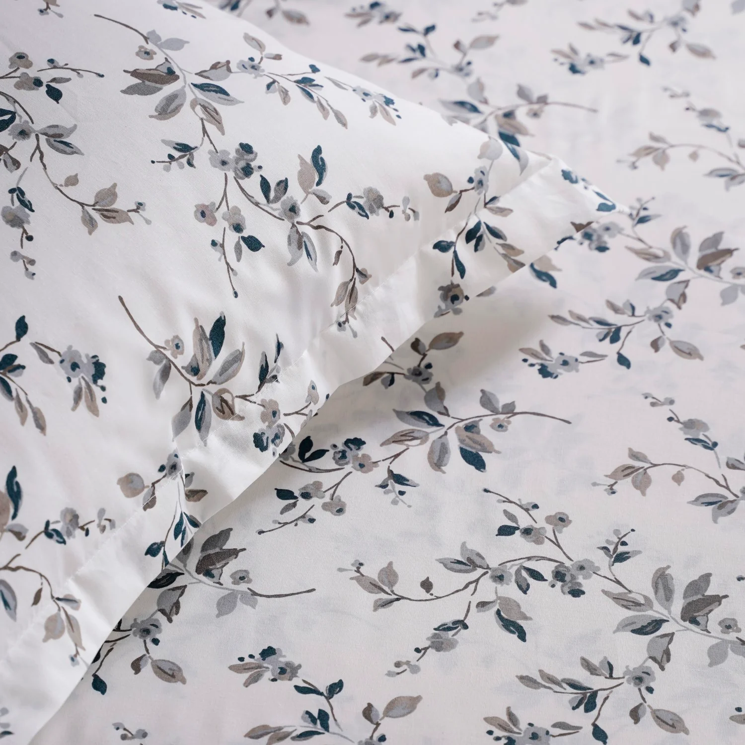 Frostbloom Pure Cotton King Size Bedding Set 275x275cm - Image 3
