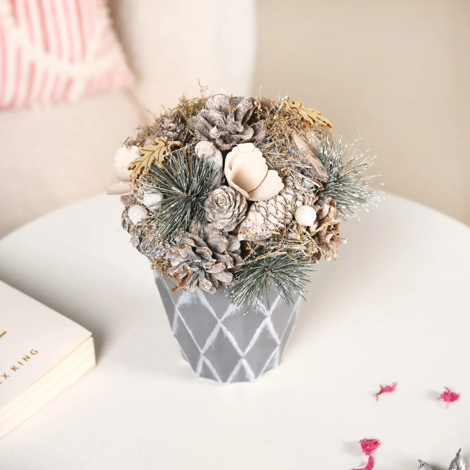 Frosty Pine Cones Dried Flower Pot - Image 3