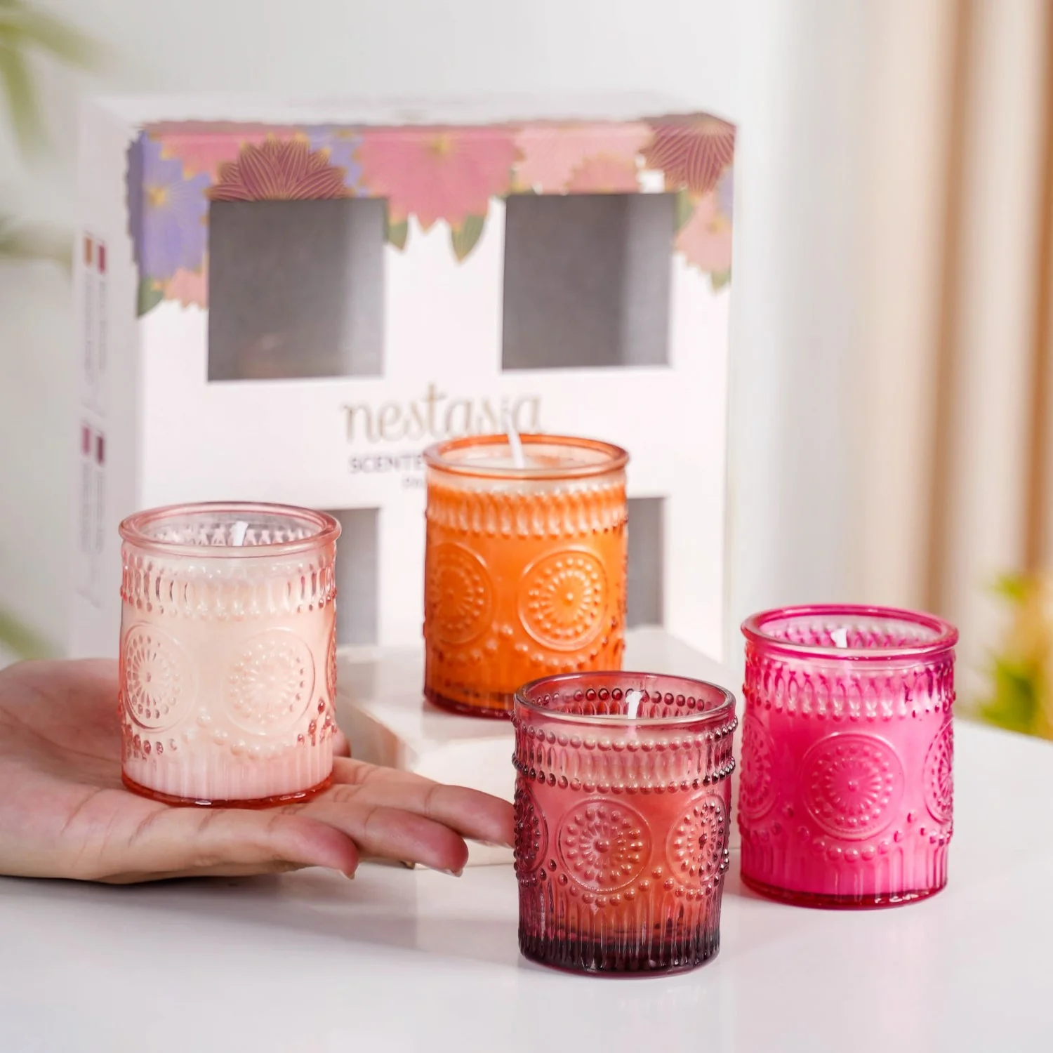 Fruity Florals Scented Candle Jars Set Of 4 With Gift Box - Image 3