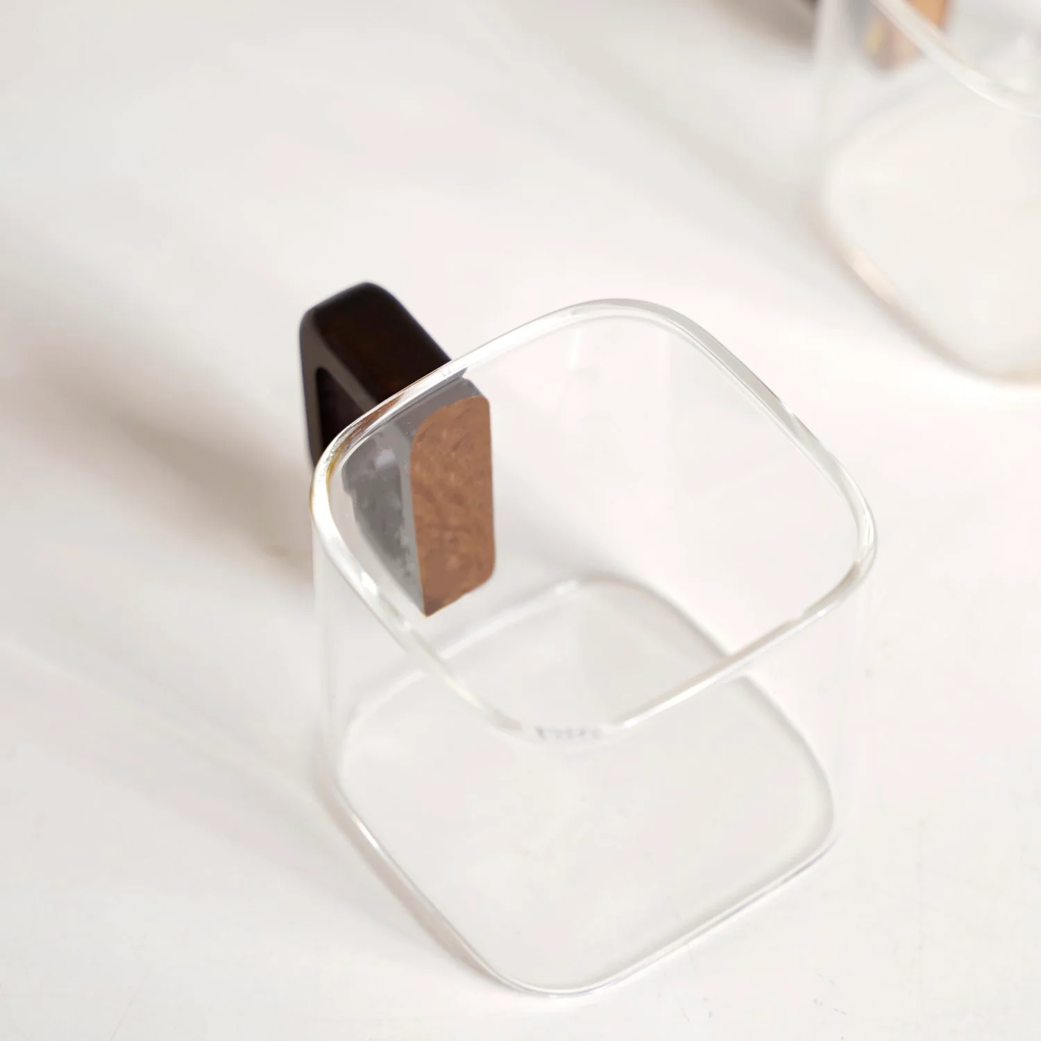 Fusion Square Glass Cups With Wooden Handle Set Of 4 200ml - Image 7