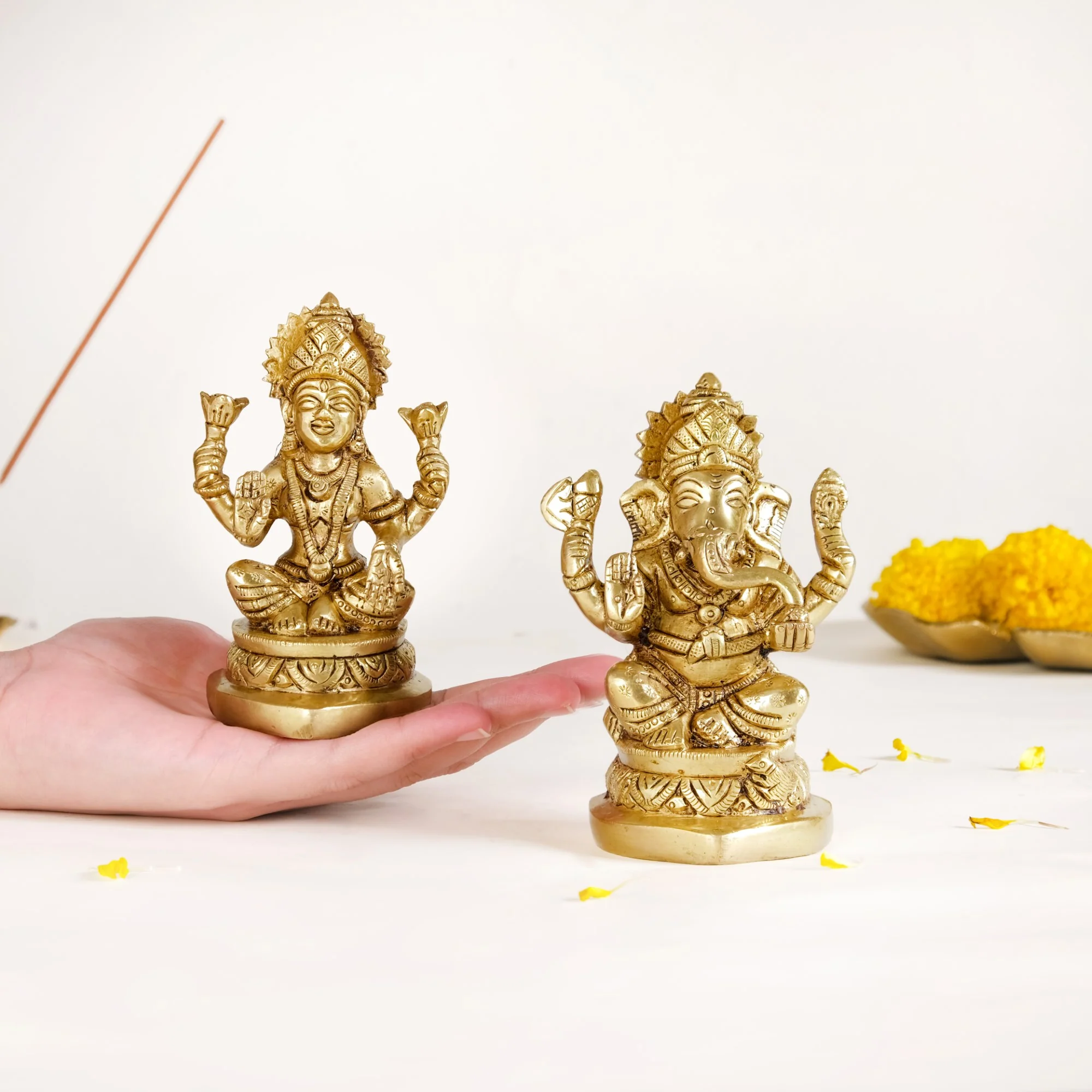 Ganesh Laxmi Pure Brass Statue Set Of 2 11cm - Image 3