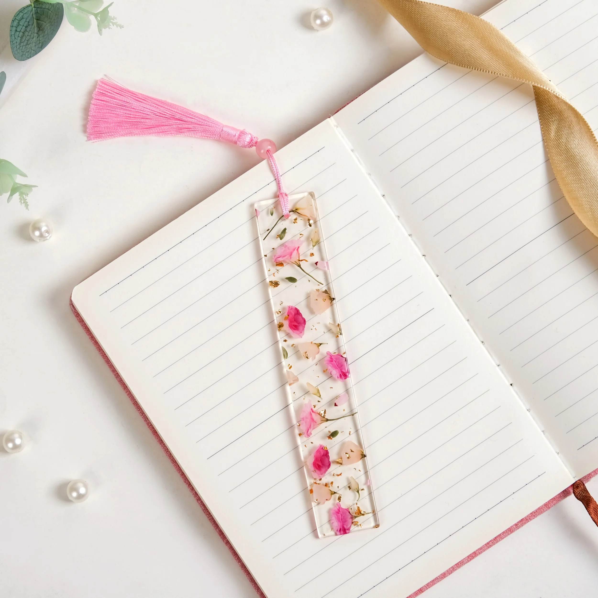 Garden Rose Resin Page Marker With Pink Tassel - Image 2