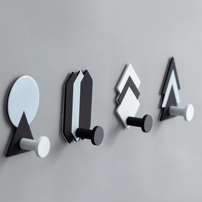 Geometric Black and White Hook