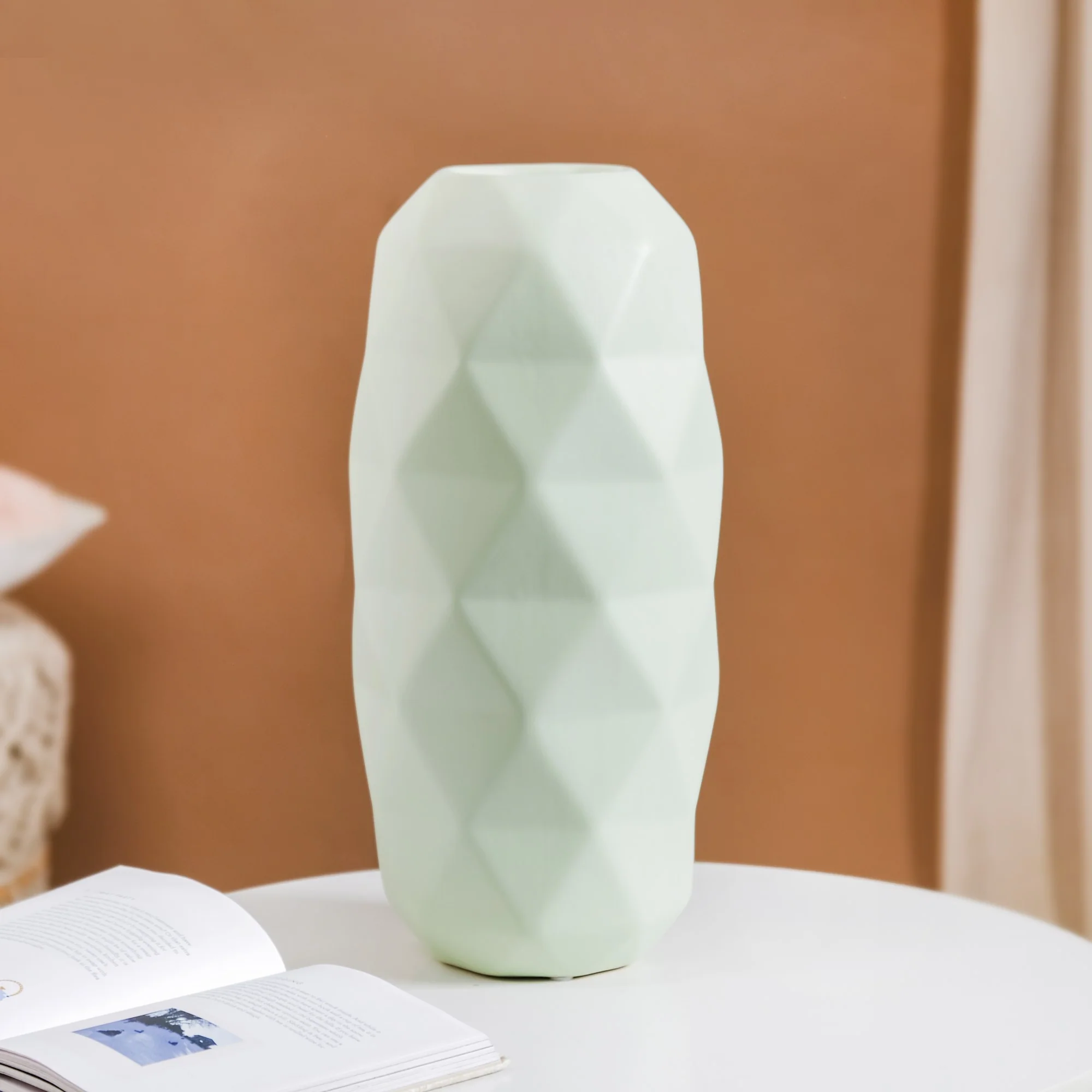 Geometric Decor Vase - Image 3