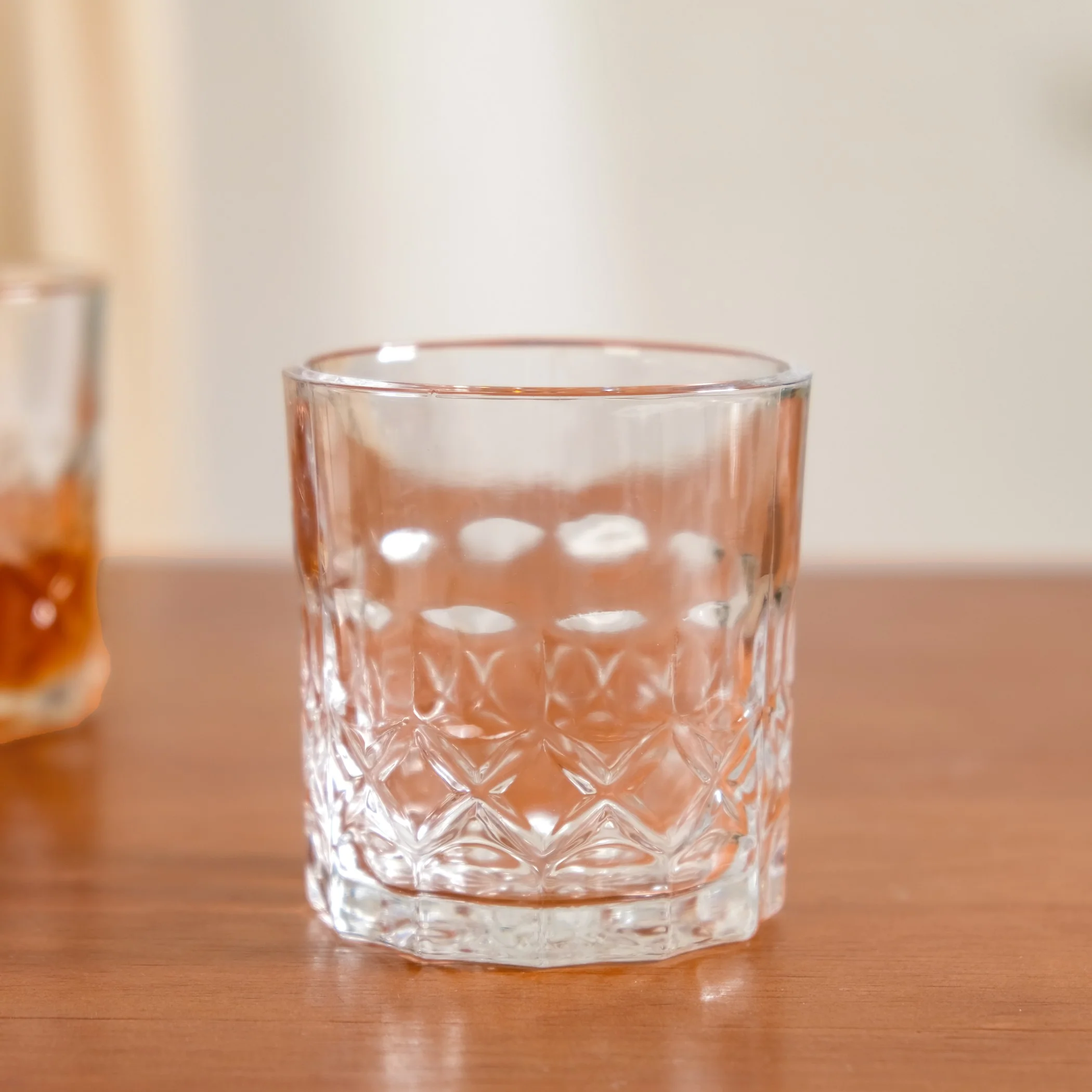 Geometric Embossed Whiskey Glass Set Of 6 230ml - Image 8