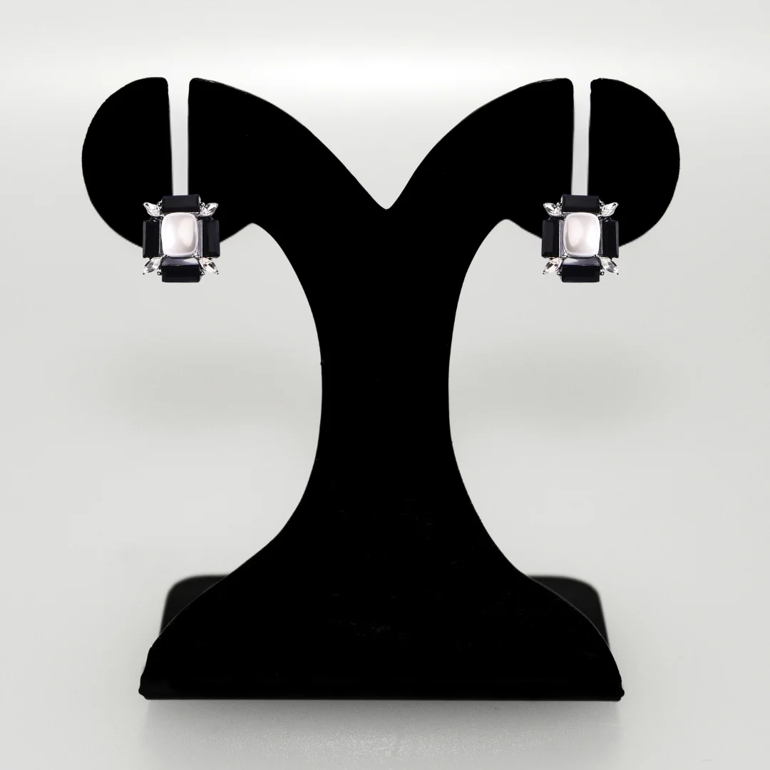 Glam Pearl Black Studs - Image 6