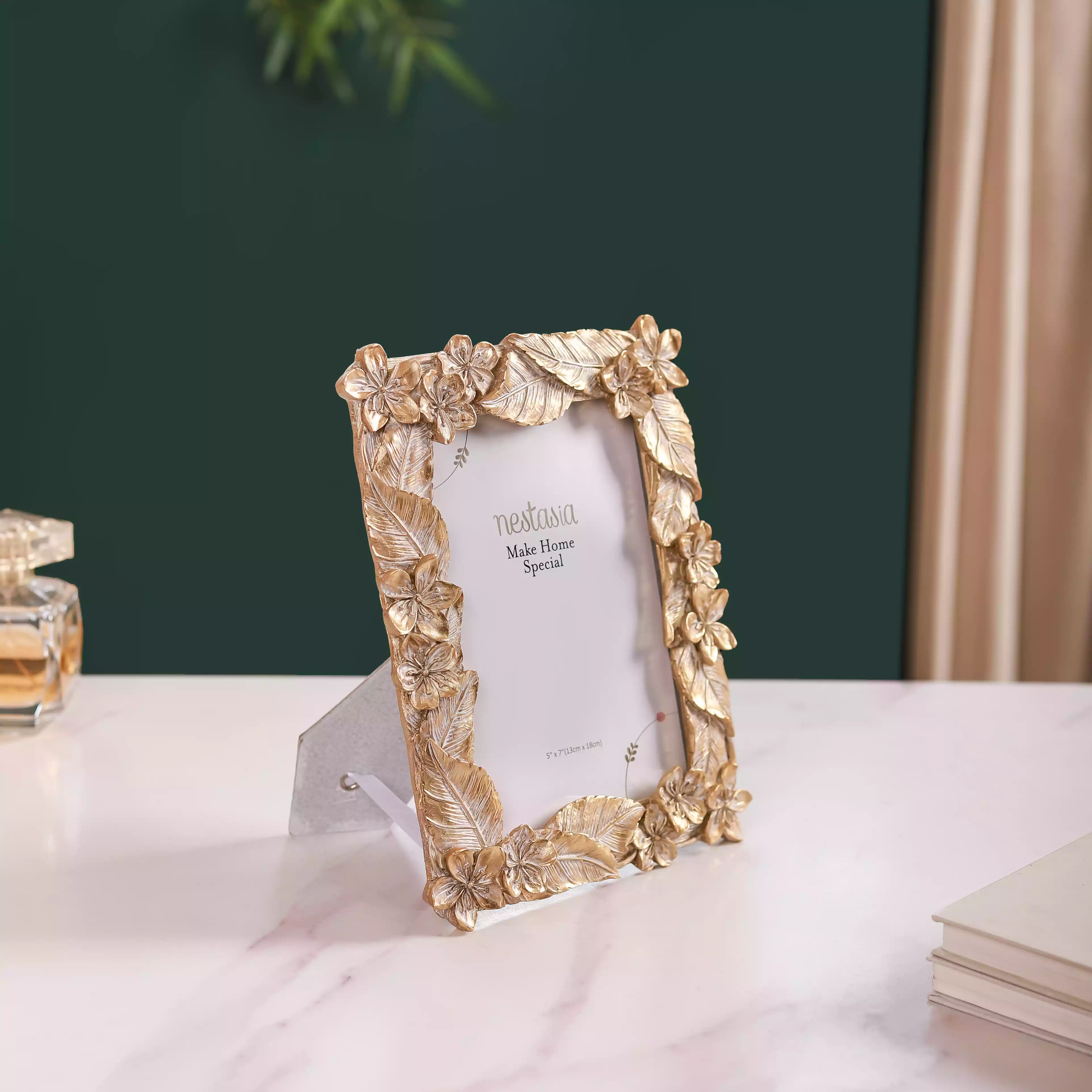 Glam Tropical Picture Frame Gold 9"x7.5" - Image 11
