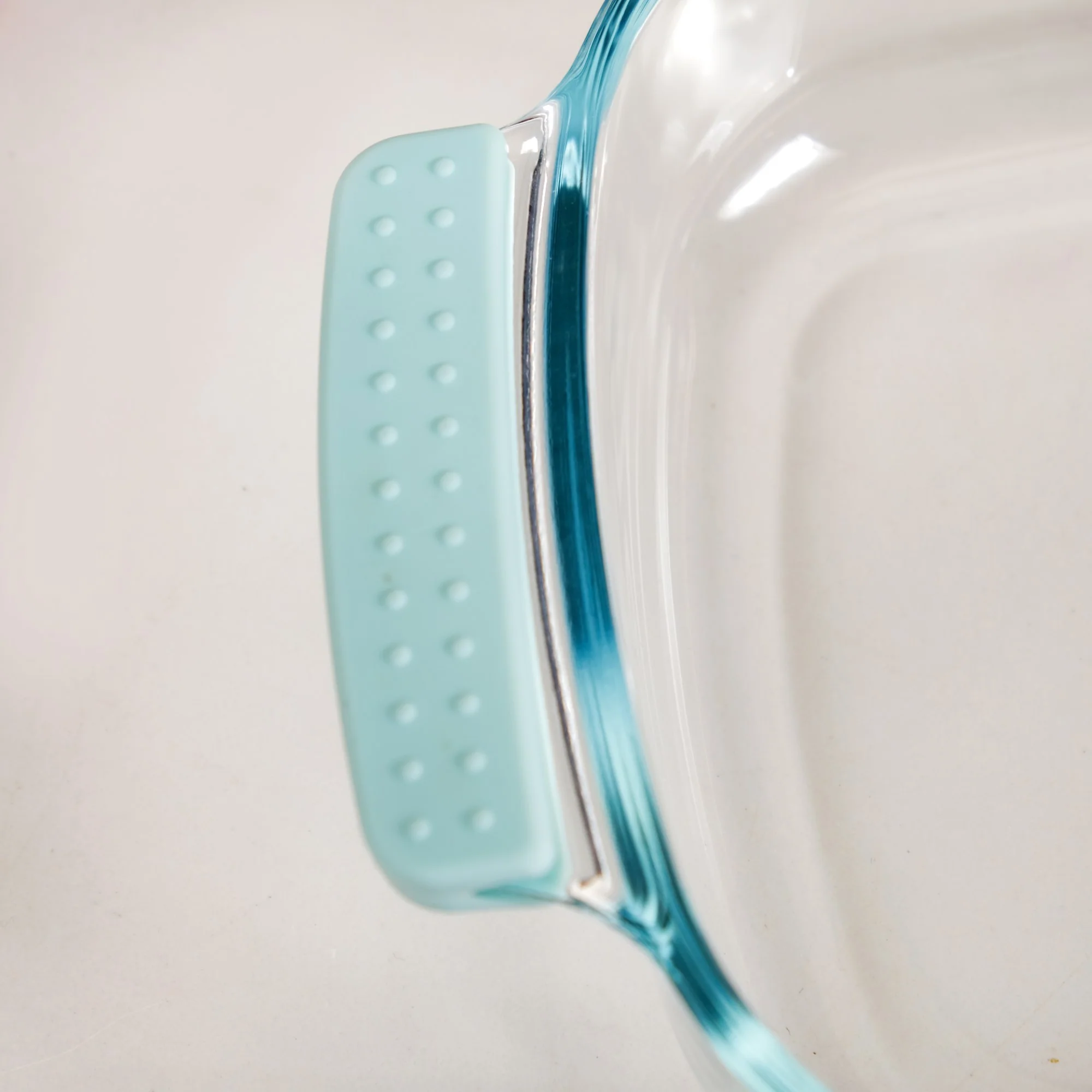 Glass Baking Dish with Heat Protectant Silicone Grips Set of 2 - Image 10