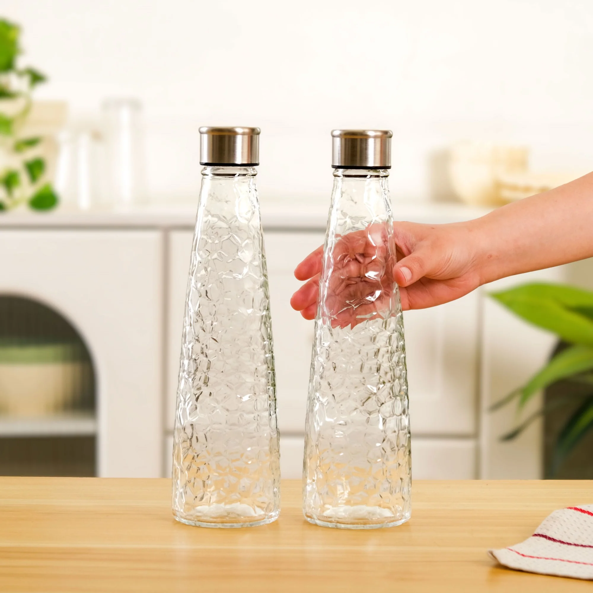 Glass Bottle With Stainless Steel Lid Set Of 2 750ml - Image 4