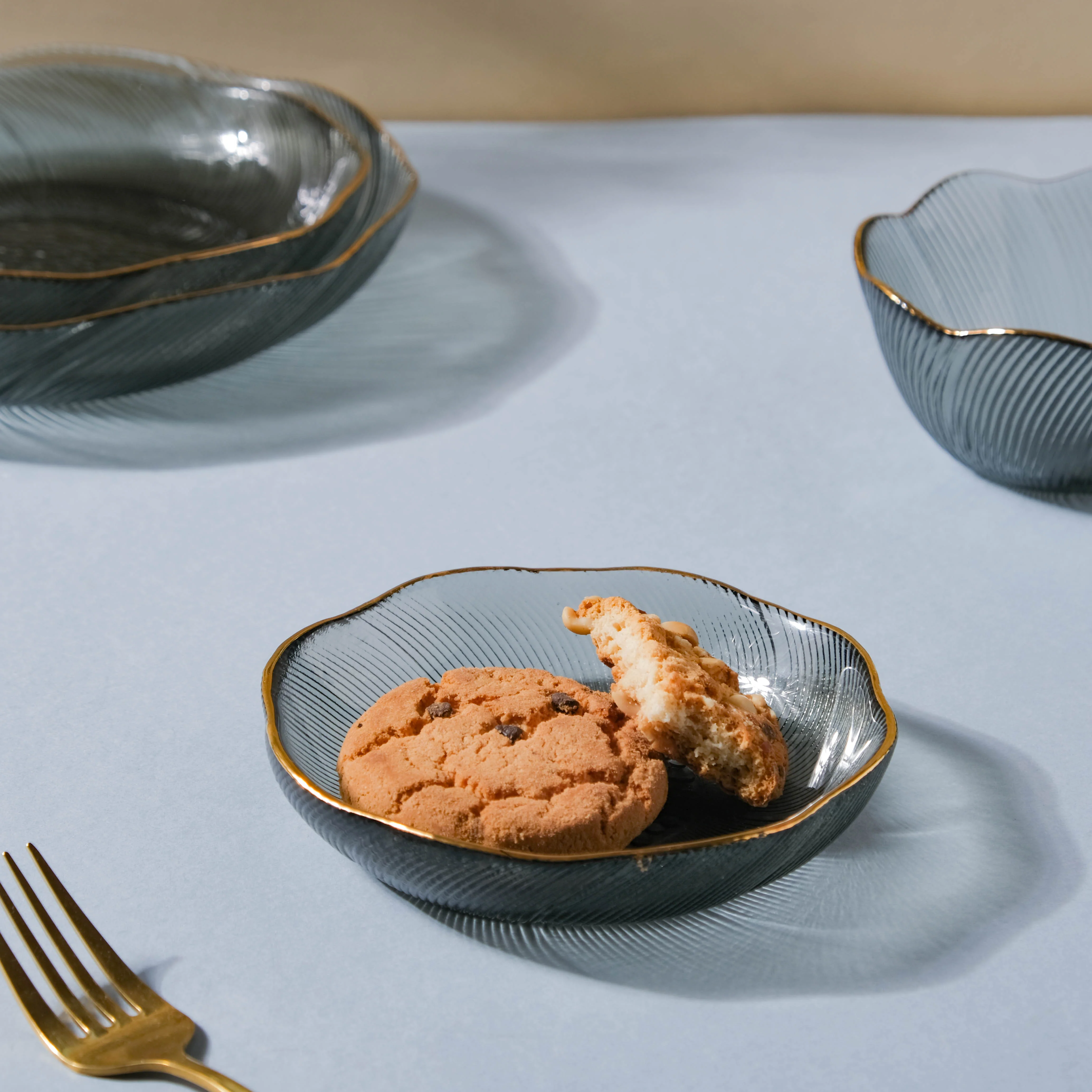 Flower Glass Dessert Plate Grey - Image 3