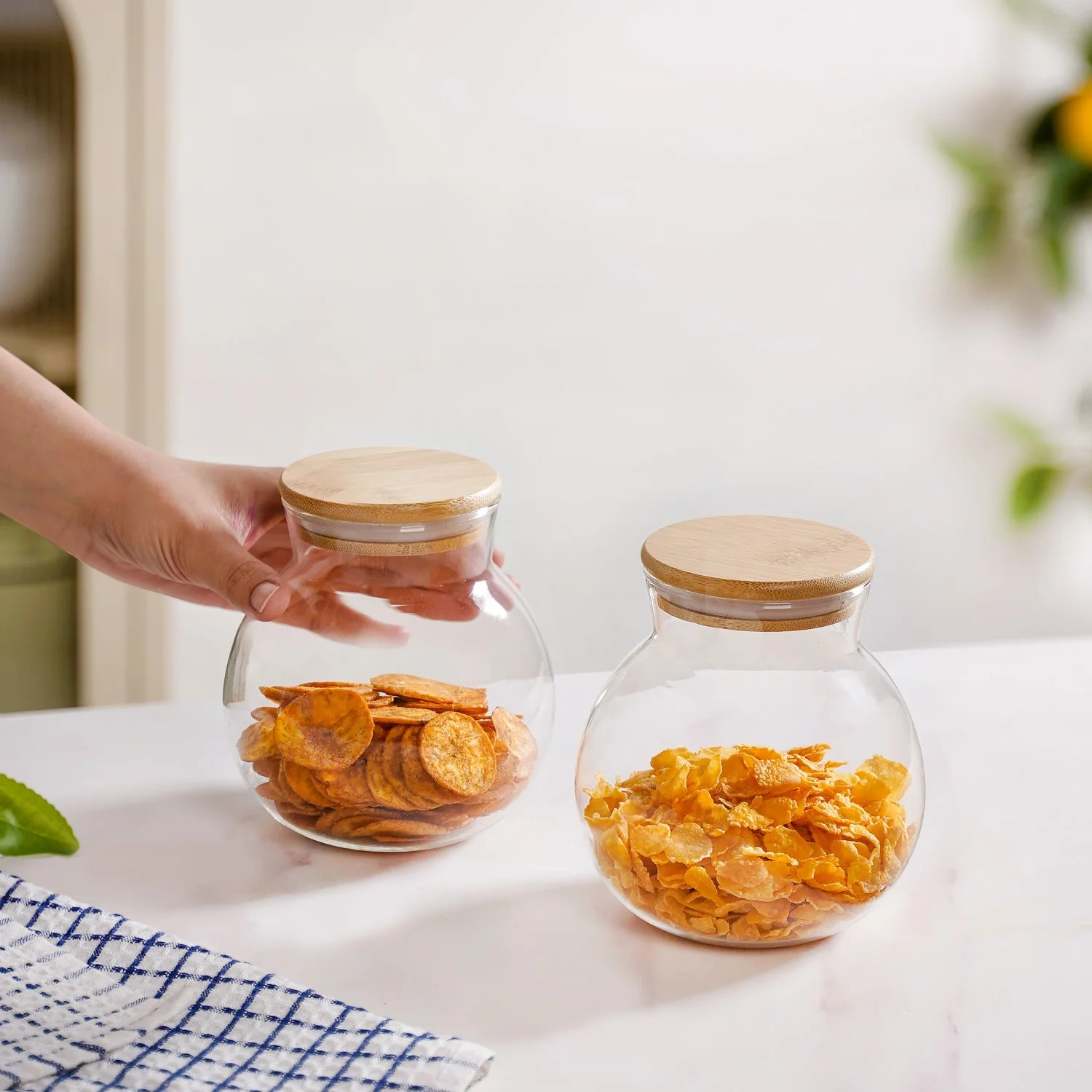 Glass Jar With Wooden Lid Small Set Of 2 500ml - Image 3