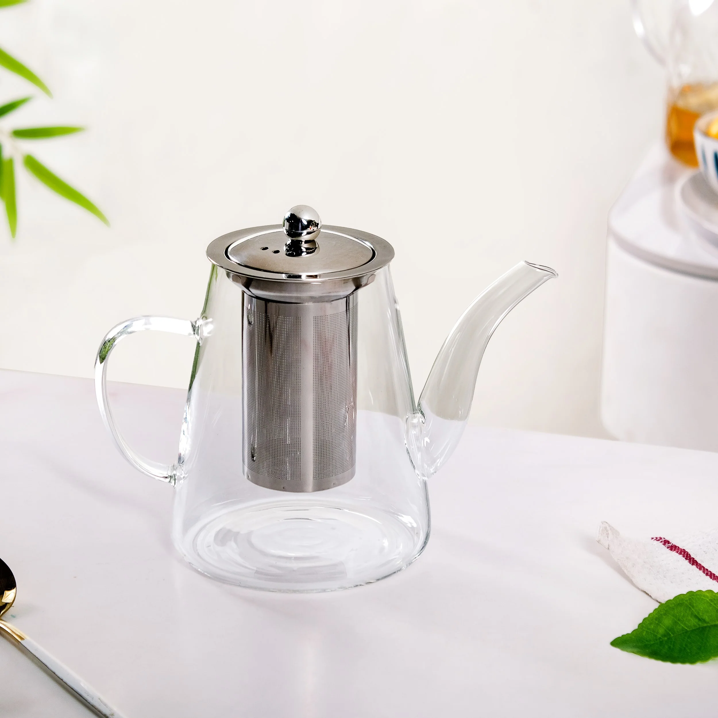 Glass Kettle With Tea Strainer Flame Safe 900ml - Image 6