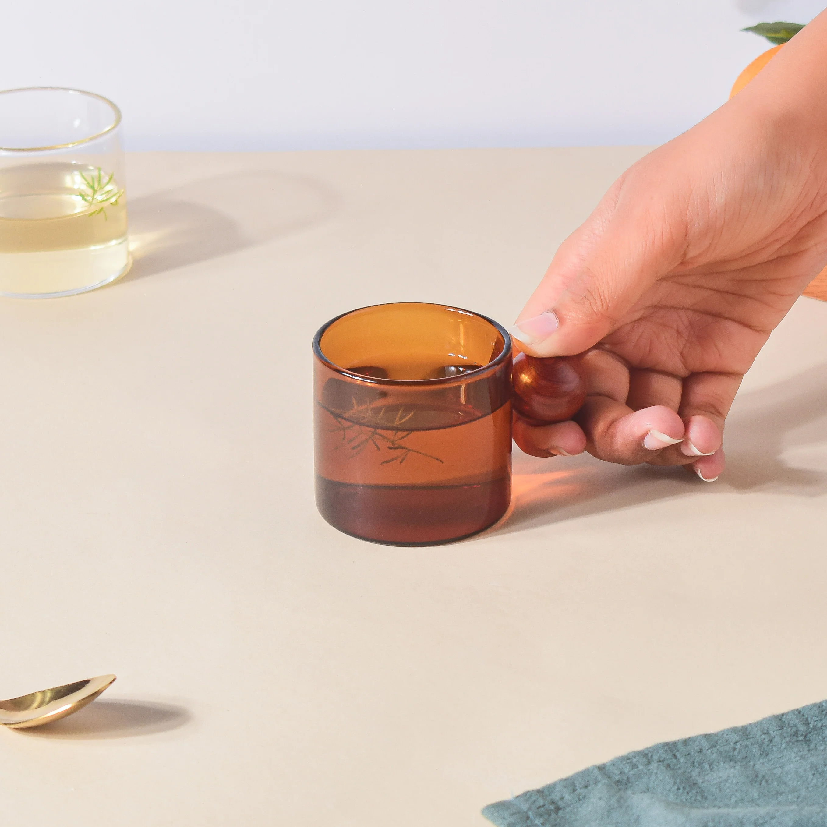 Glass Mug Amber With Knob Handle Small - Image 2
