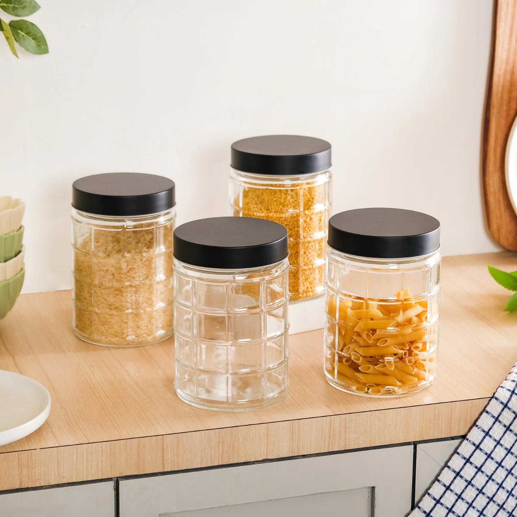 Glass Storage Jars With Airtight Lid Set Of 4 Checks 1350ml - Image 13