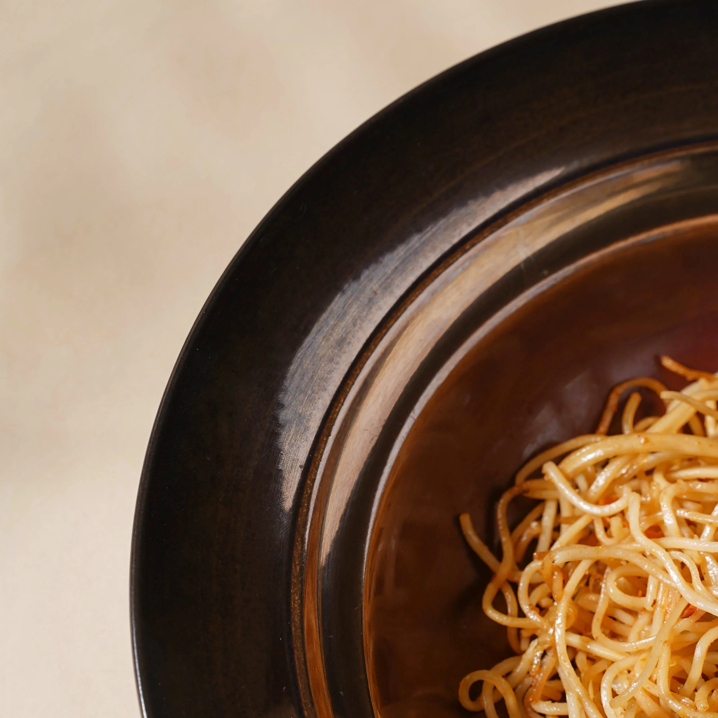 Glazed Ceramic Brown Pasta Plate 9 Inch - Image 9