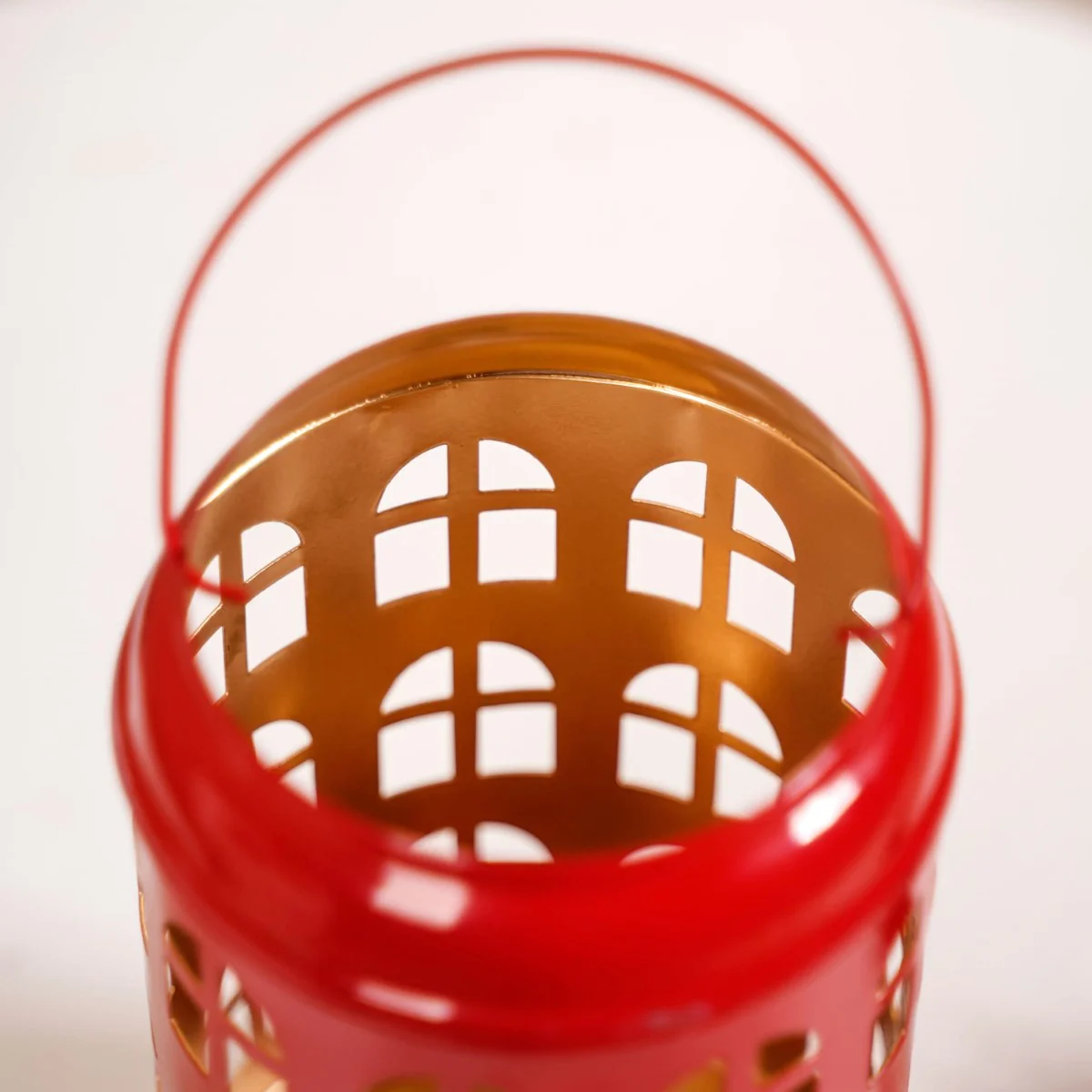 Festive Red Candle Holder With Handle Set of 2 - Image 8