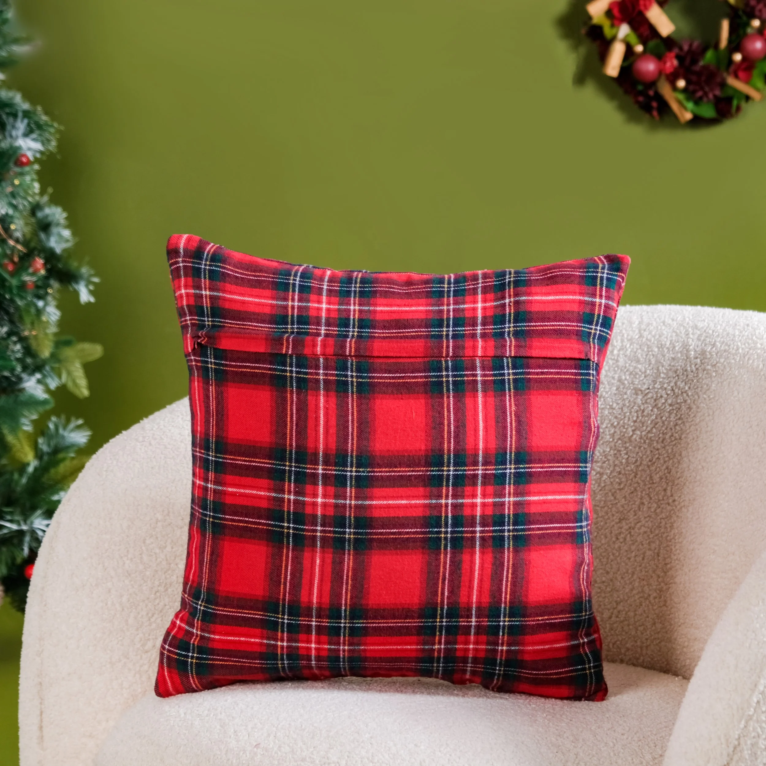 Gold Baubbles Plaid Cushion Cover 40x40cm - Image 7