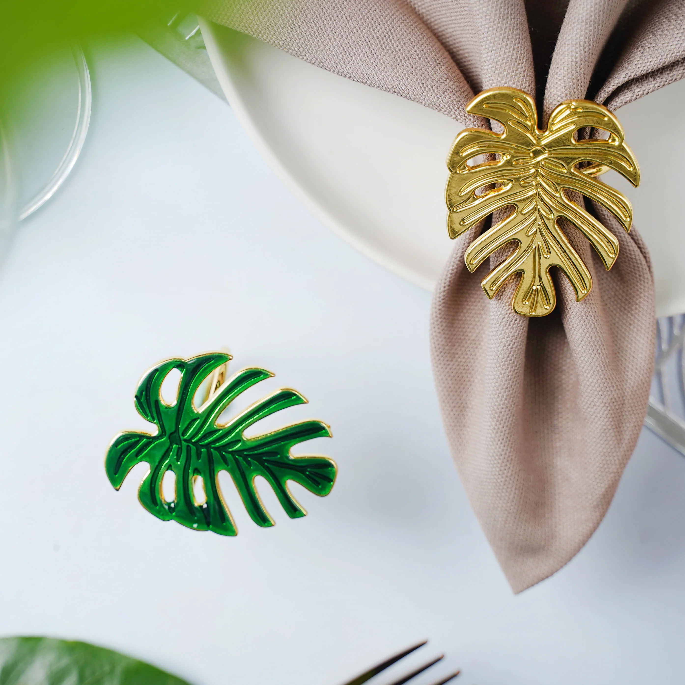 Gold Leaf Napkin Ring - Image 5
