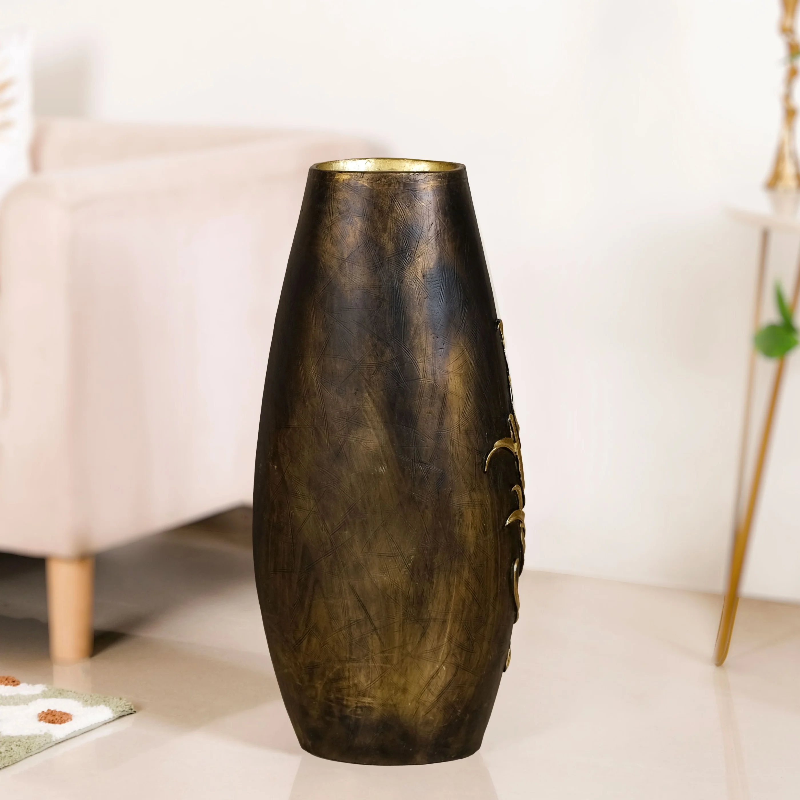 Gold Leaf Sculpted Flower Vase For Floor - Image 8