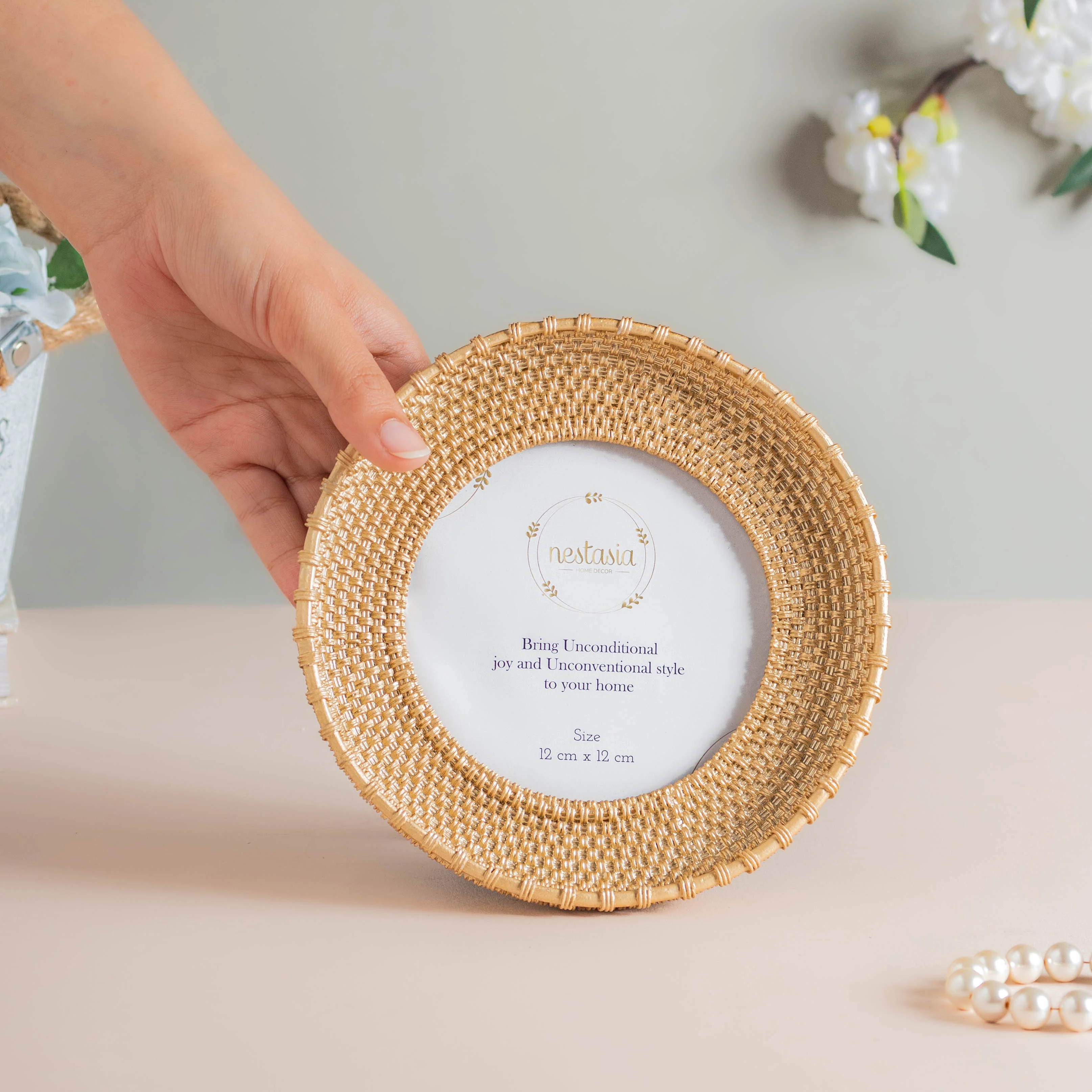 Gold Photo Frame Round - Image 2