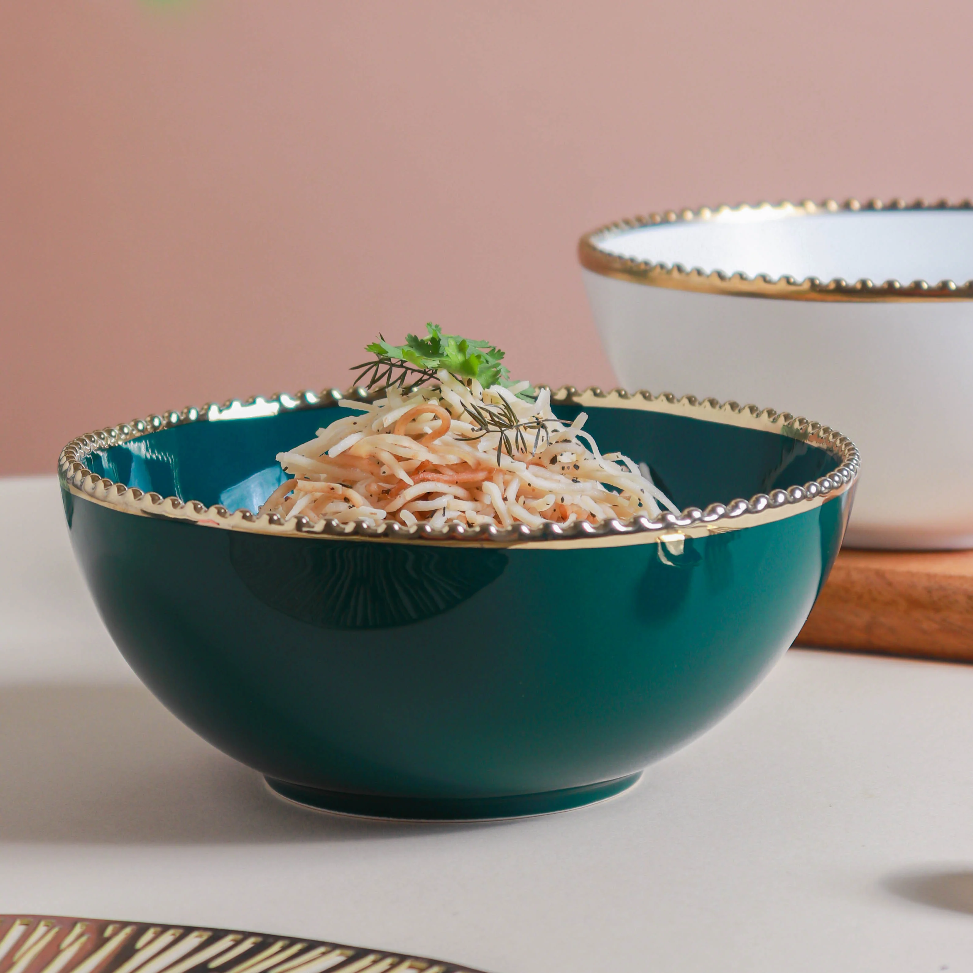 Gold Rim Salad Bowl 800 ml - Image 6
