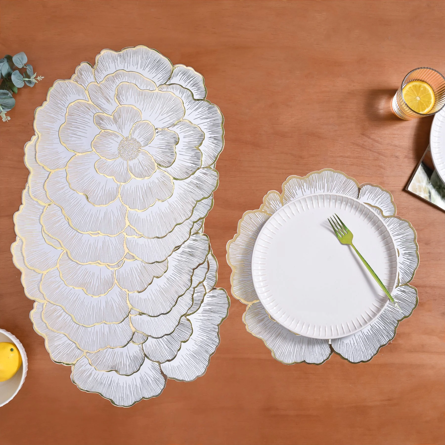 Gold Sunlit Petals Table Mat Set Of 6 - Image 7