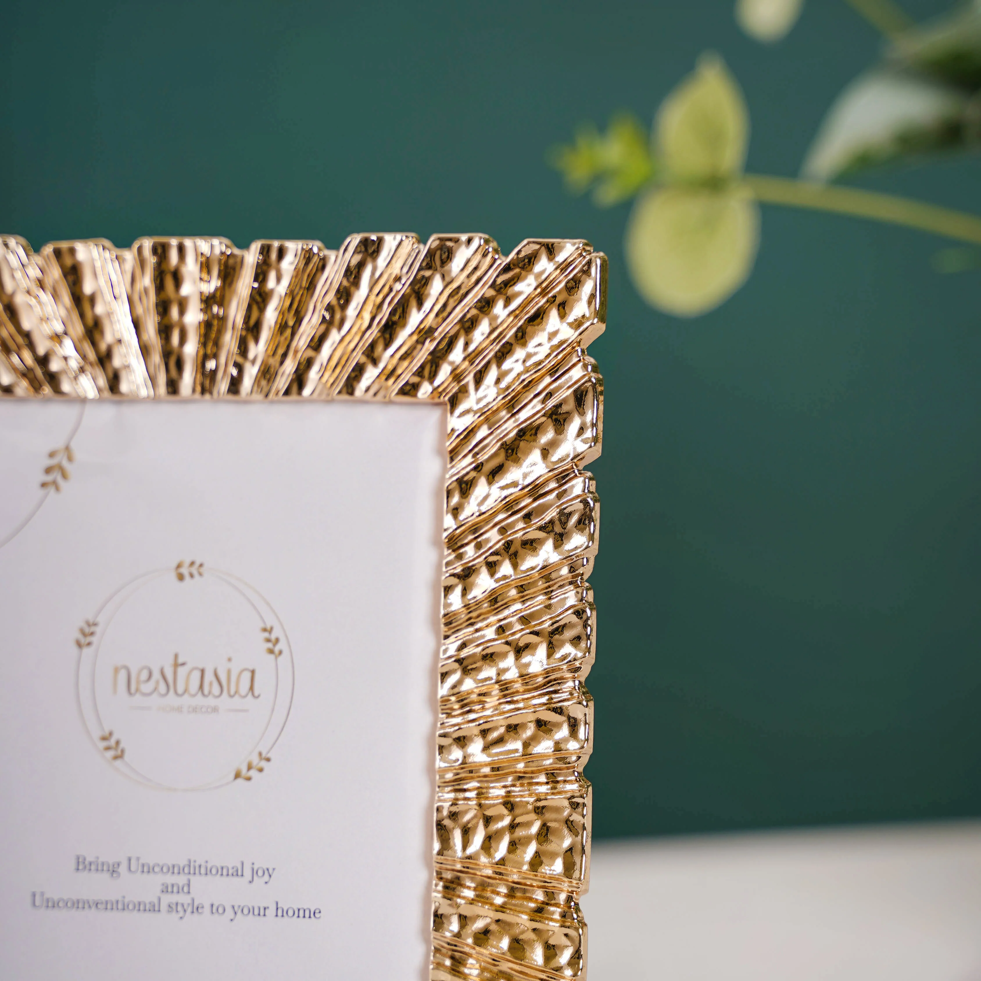 Golden Manzoku Photo Frame - Image 6