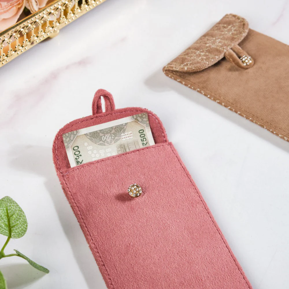 Golden Velvet Money Envelope Set Of 4 7x3 Inch - Image 6