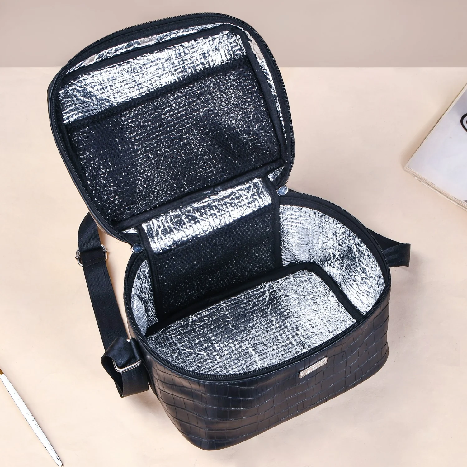 Gourmet Carry Lunch Bag Lunch Box Set Black - Image 7