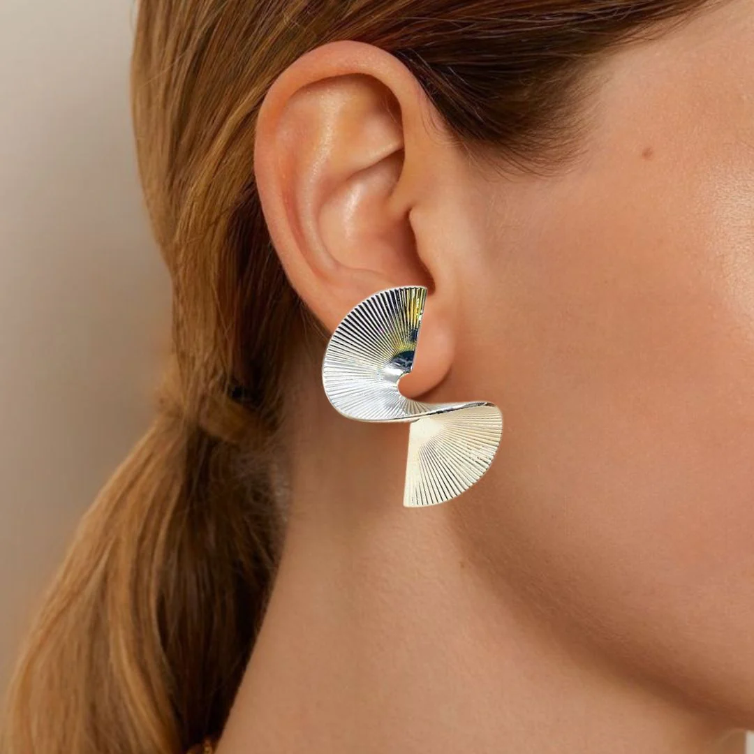 Graceful Silver Sensu Fan Earrings - Image 2