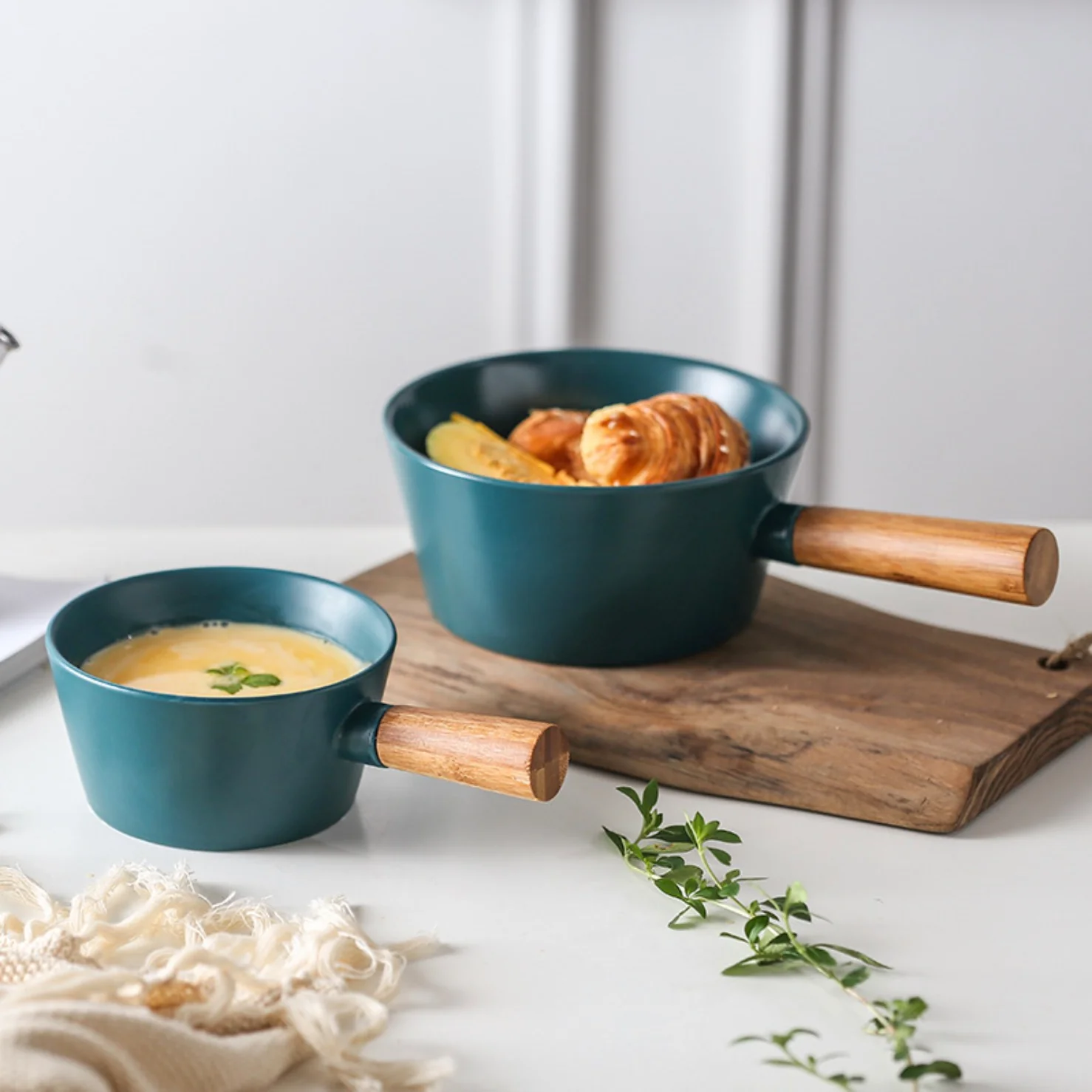 Green Bowl With Handle L - Image 2