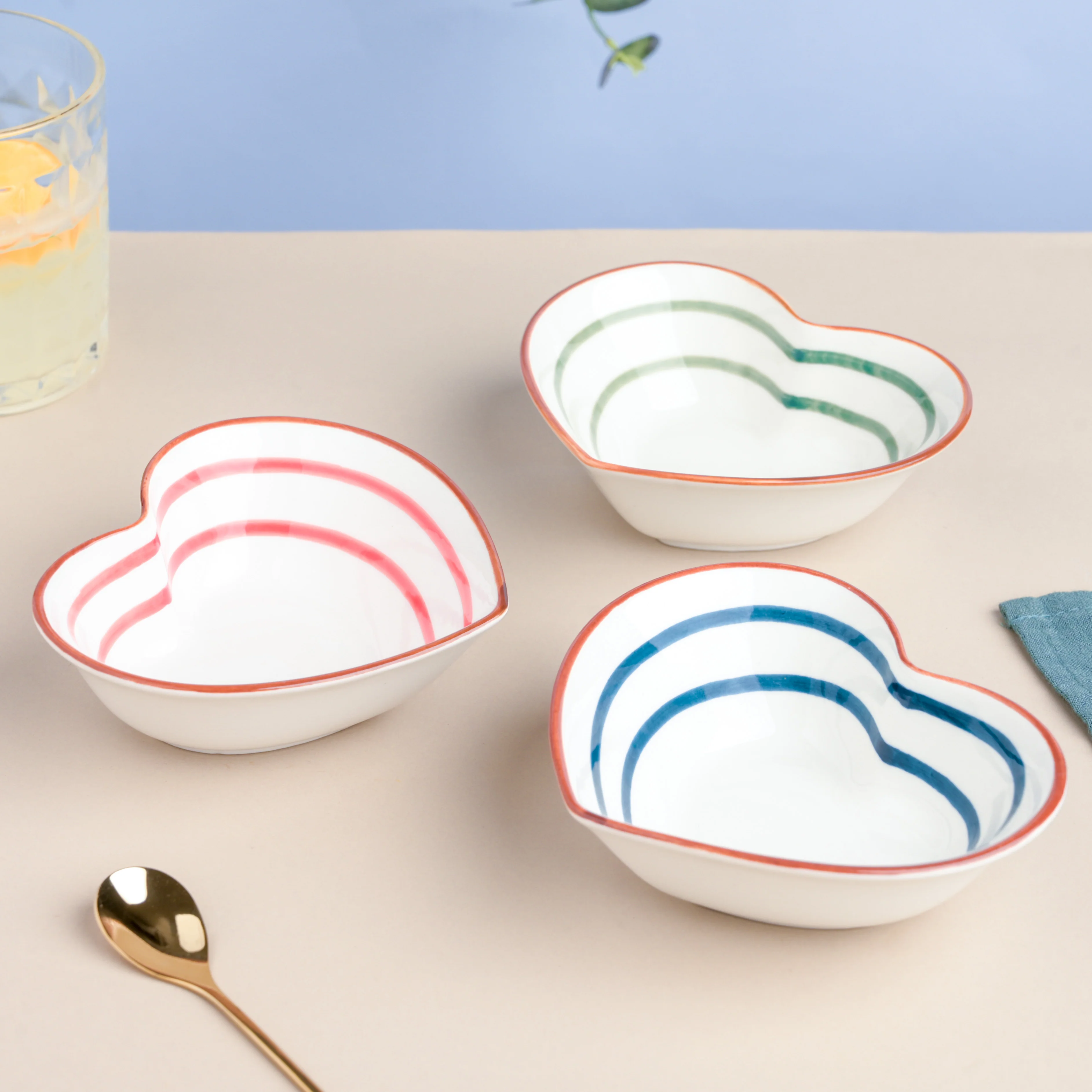 Green Illusion Heart Snack Bowl - Image 6