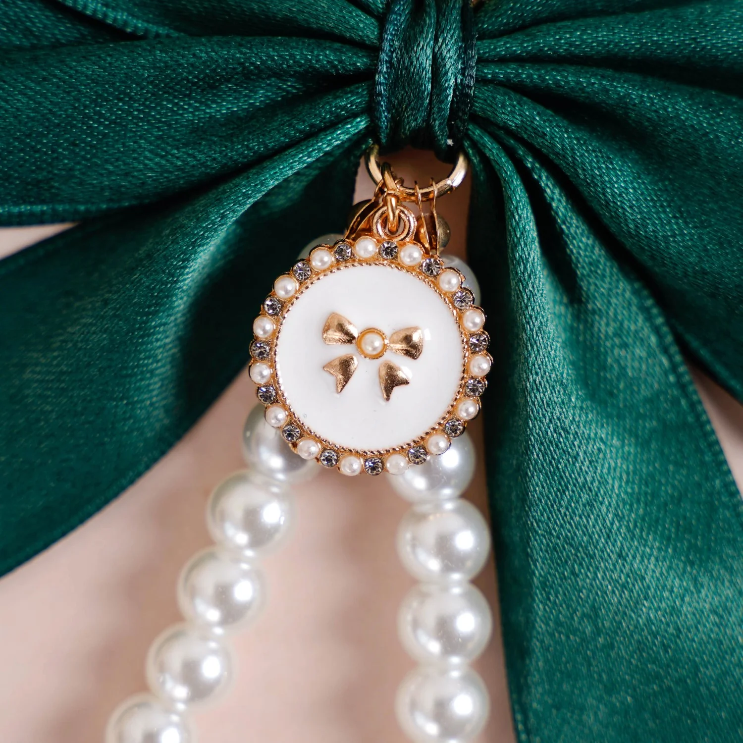 Green Satin Bow Keyring With Metal Hooks - Image 6