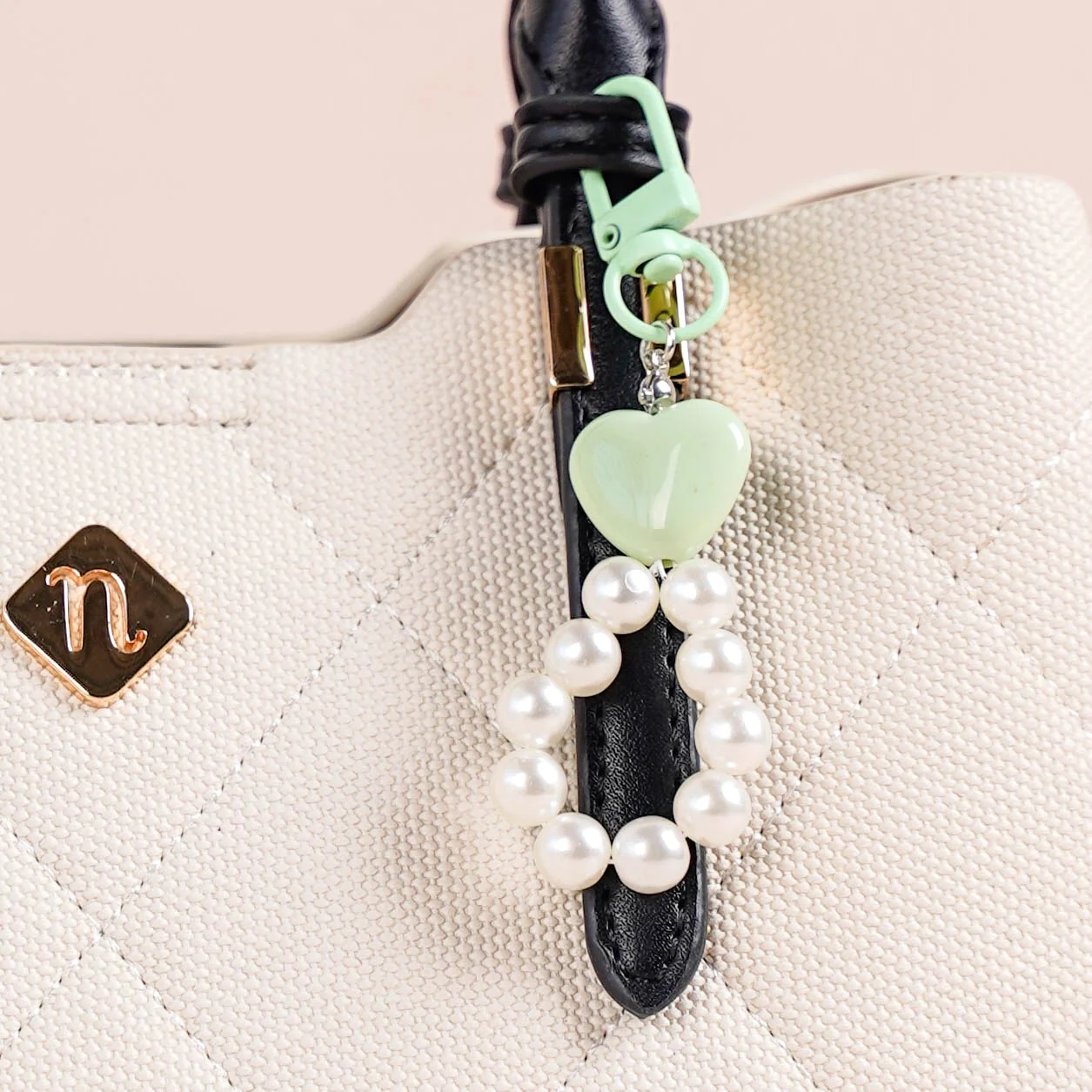 Green Sweetheart And Pearl Keychain - Image 6