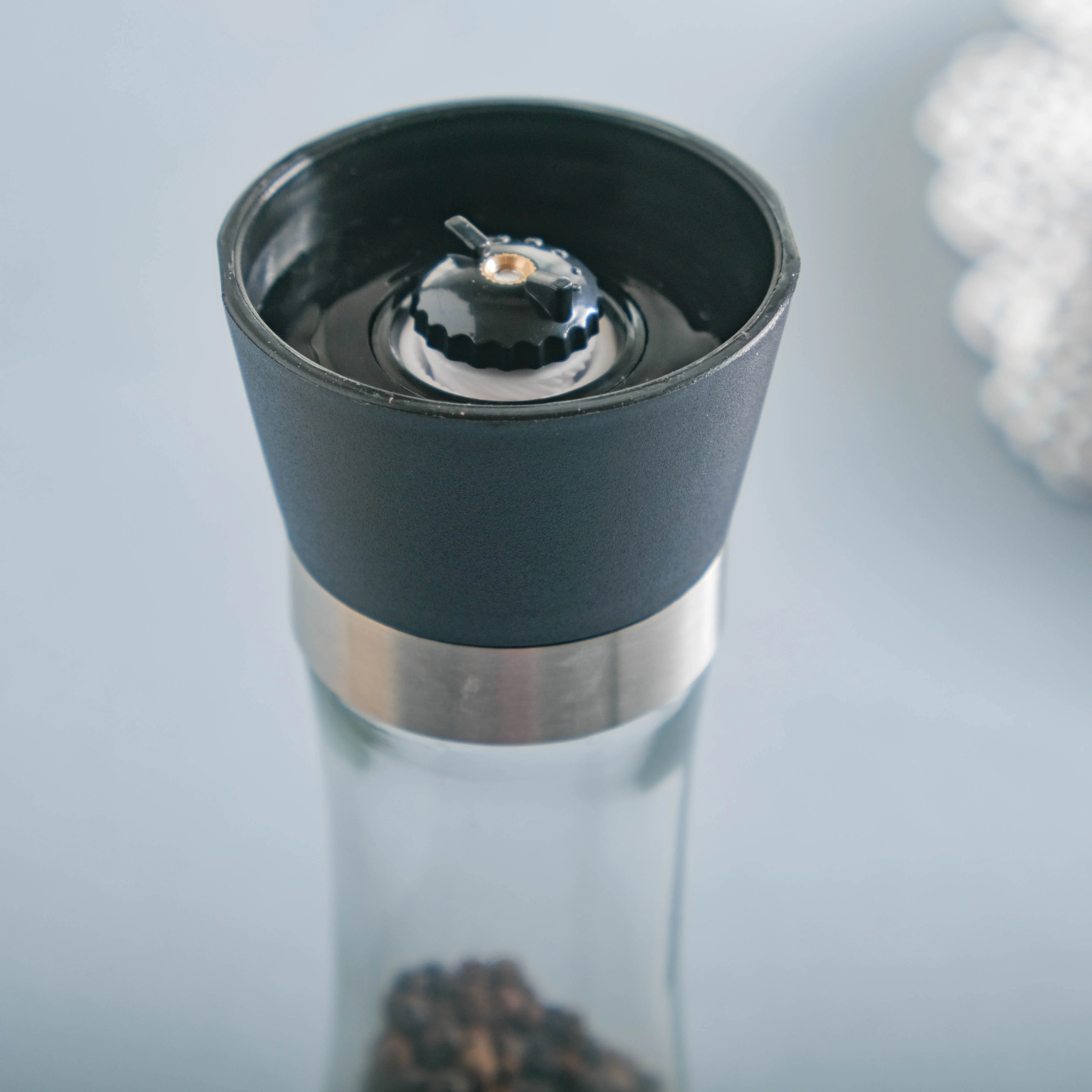 Grinder Bottle for Spices - Image 10