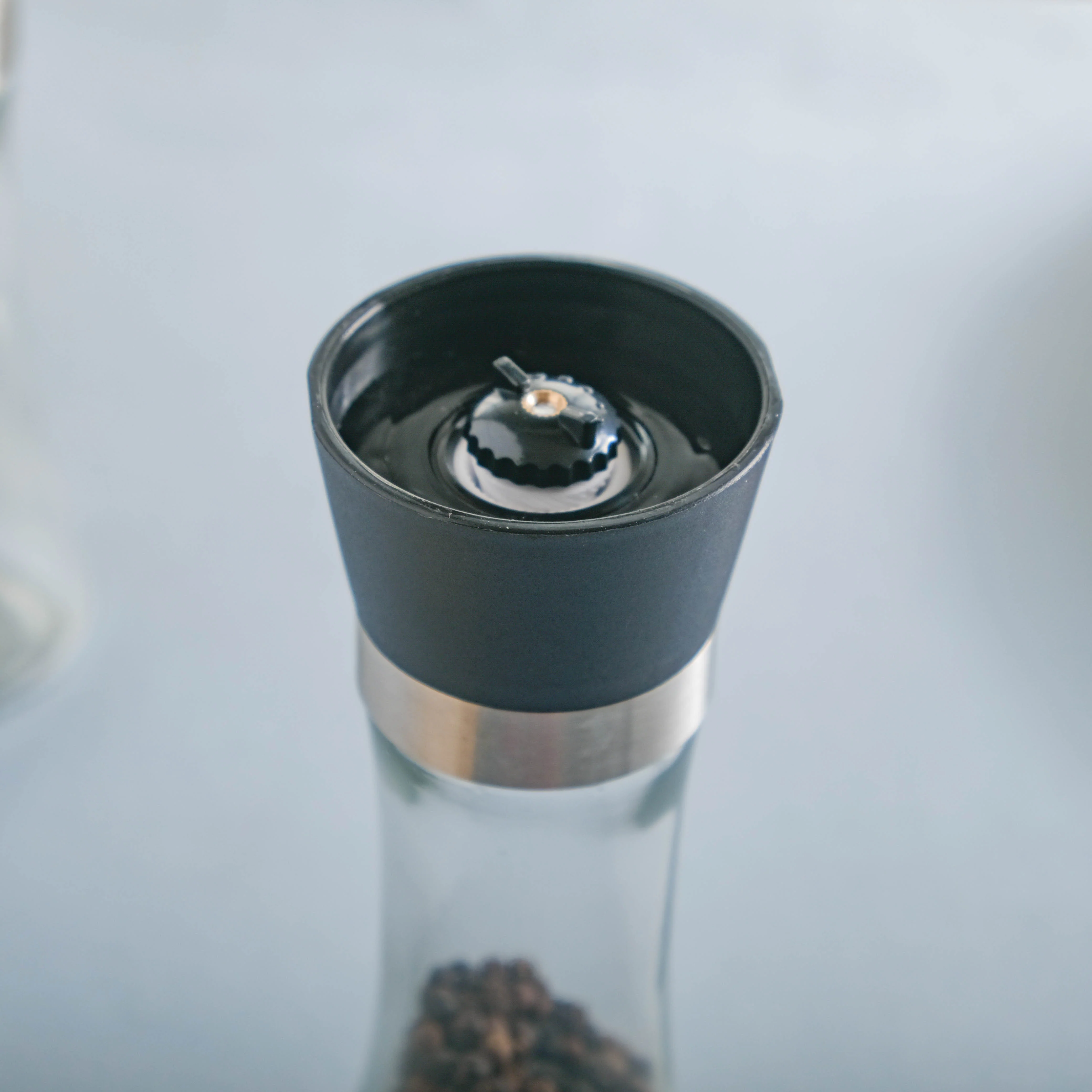 Grinder Bottle for Spices - Image 5