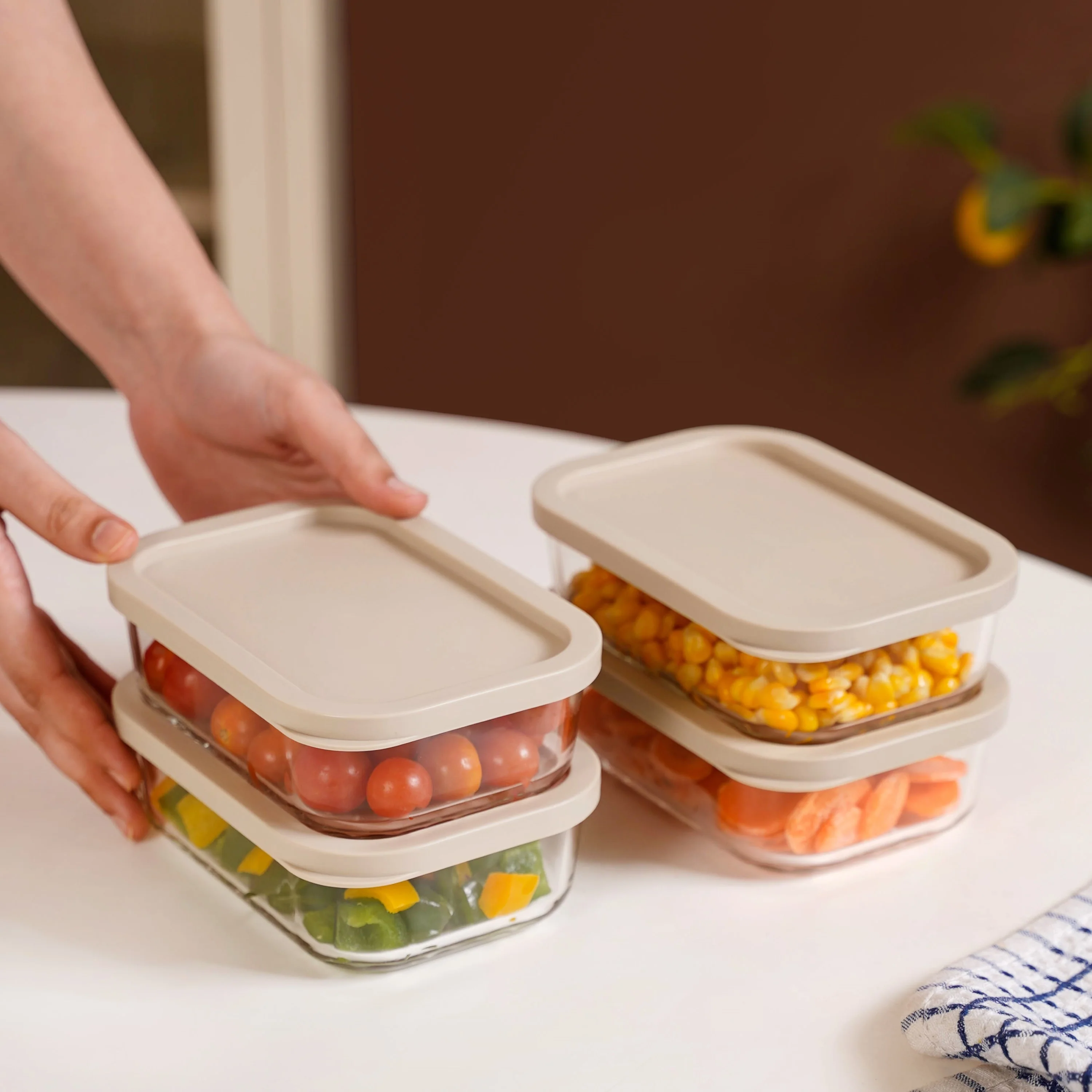 Groovo Food Storage Container Beige Set Of 4 520ml - Image 3
