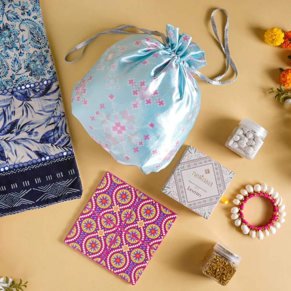 Gujarati Wedding Gift Hamper Set Of 7 - Image 8