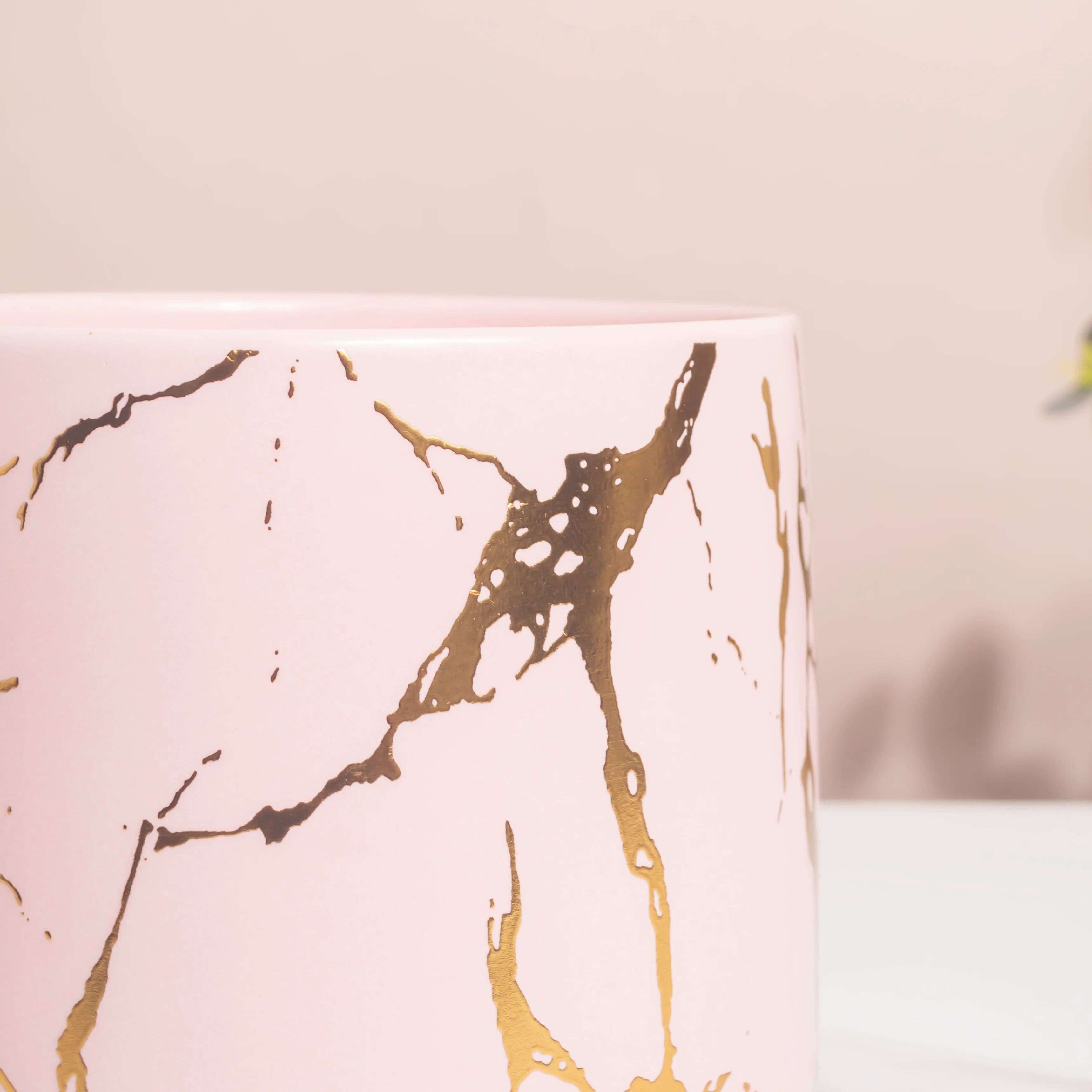 Halcyon Gold Pink Marble Ceramic Planter With Legs Large - Image 4