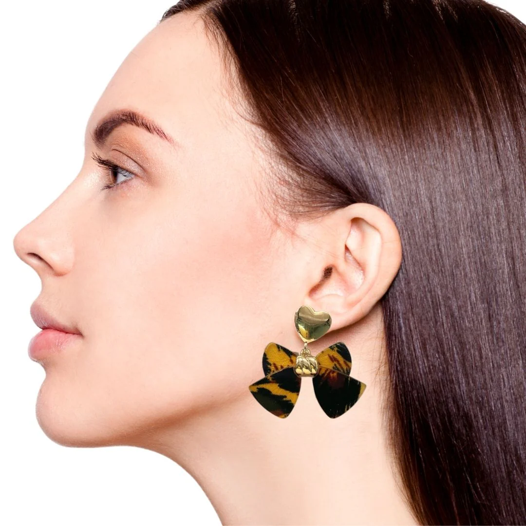 Heart And Bow Dangle Earrings - Image 5