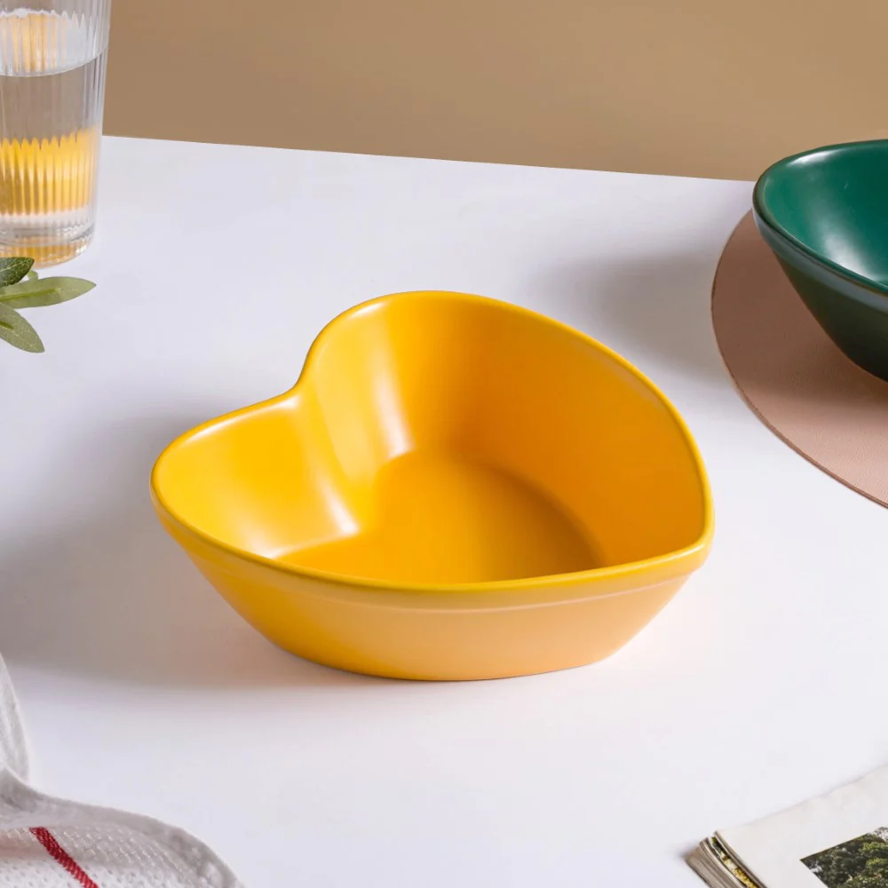 Hearty Ceramic Bakeware Yellow 7.8 Inch - Image 4