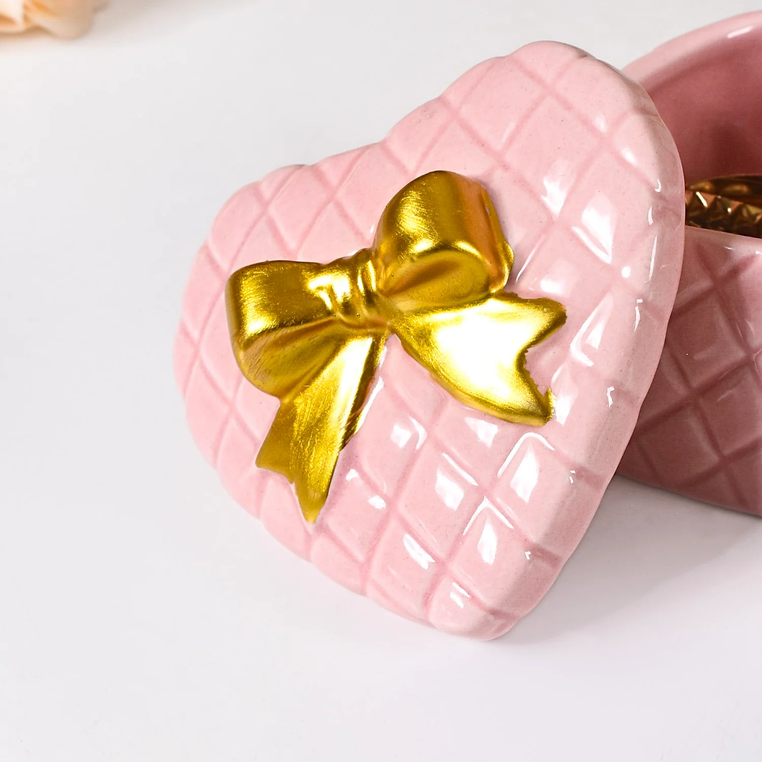 Heart Shaped Ceramic Gift Box Set Of 2 Pink - Image 9