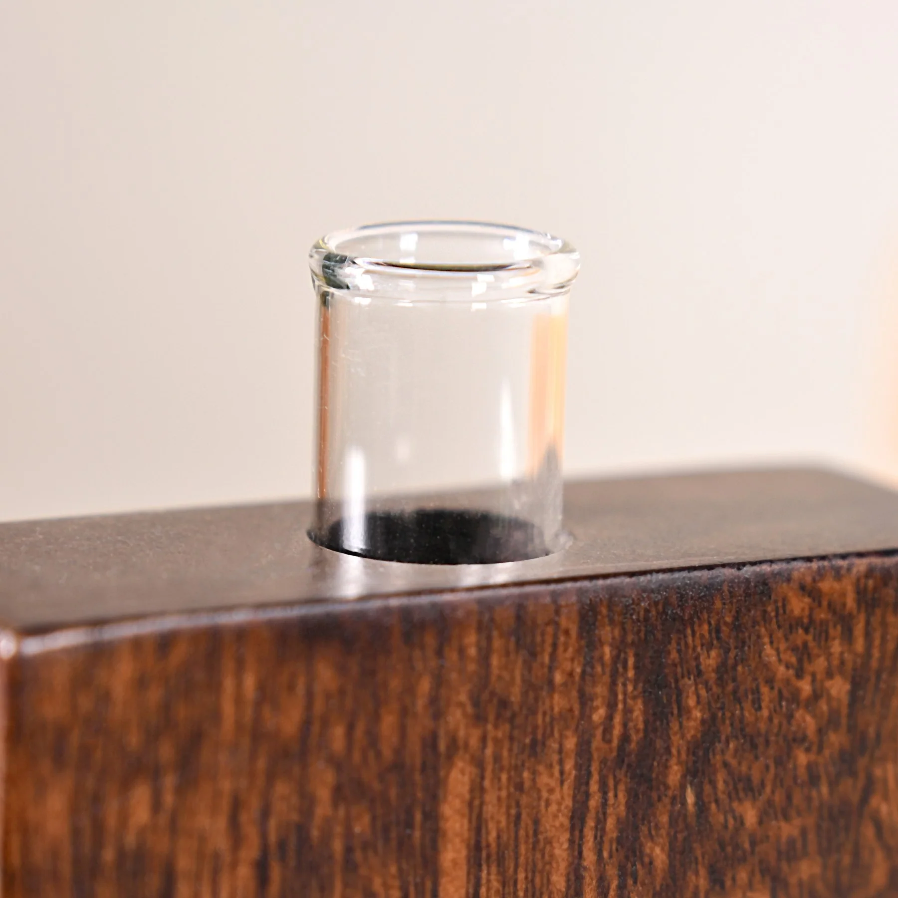 Heart Shaped Planter Pair With Removable Test Tubes - Image 7