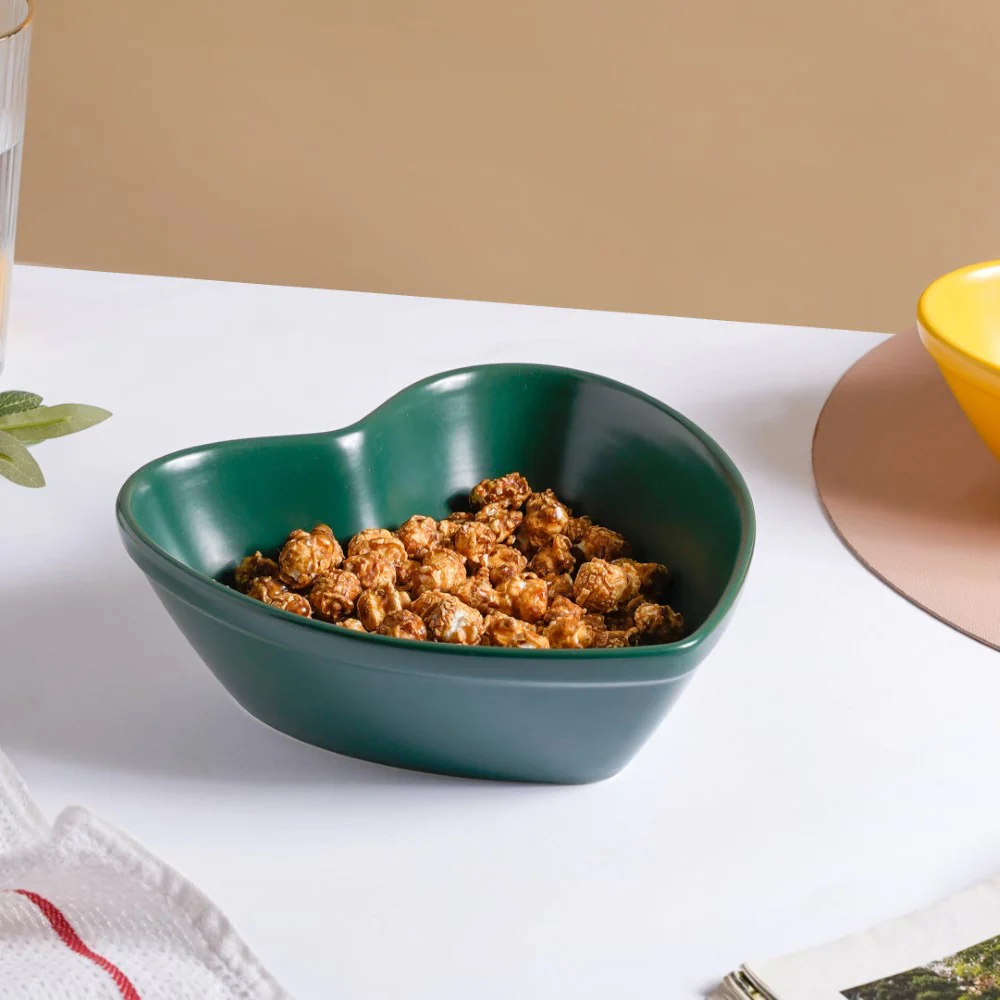 Hearty Ceramic Bakeware Green 7.8 Inch - Image 5