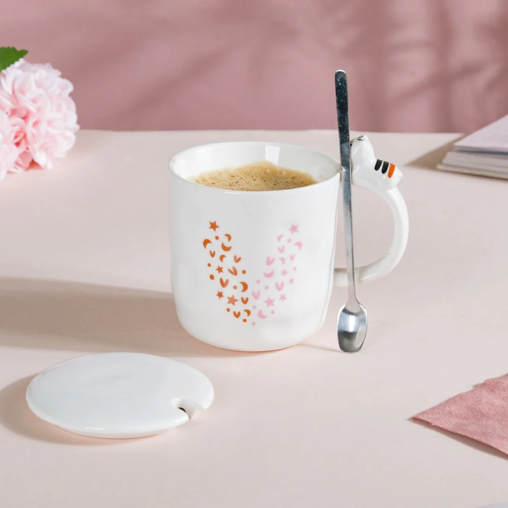 Hearty Party Coffee Mug With Lid And Spoon 300 ml - Image 4