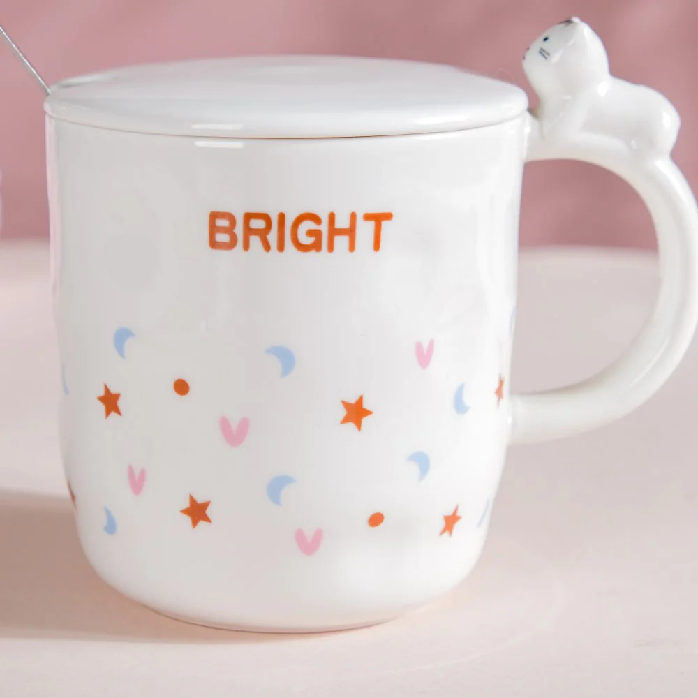 Hearty Party Patterned Coffee Mug With Lid And Spoon 300 ml - Image 4