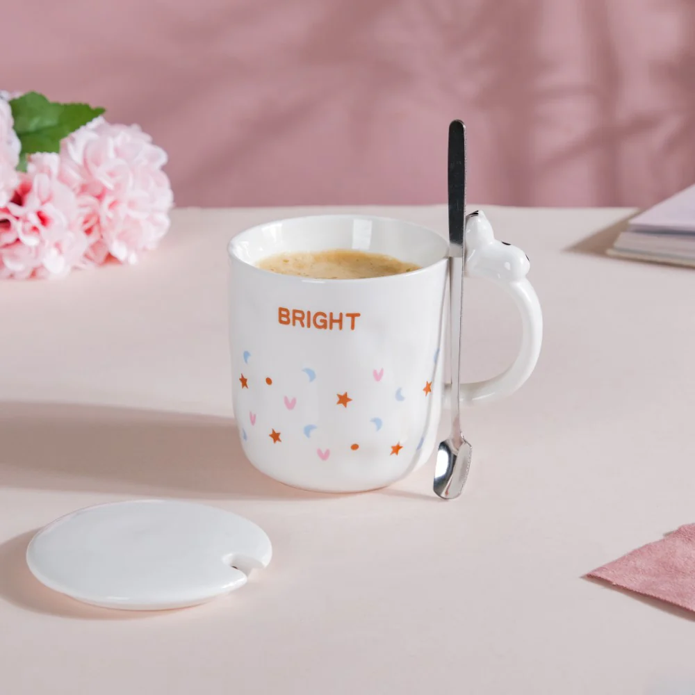 Hearty Party Patterned Coffee Mug With Lid And Spoon 300 ml - Image 5
