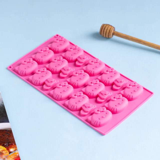 Hello Kitty Chocolate Mould - Image 3